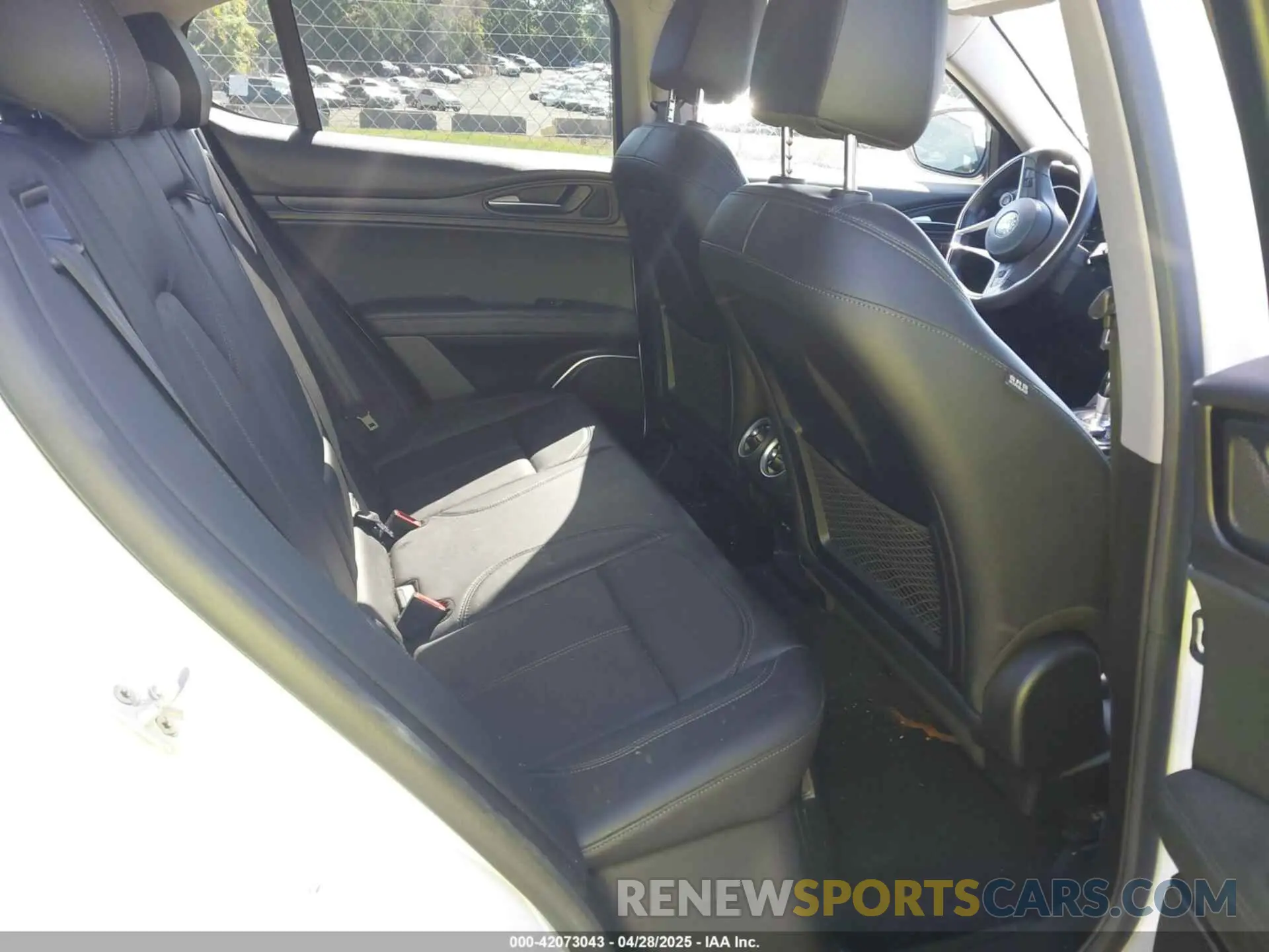 8 Photograph of a damaged car ZASPAJAN0K7C41814 ALFA ROMEO STELVIO 2019