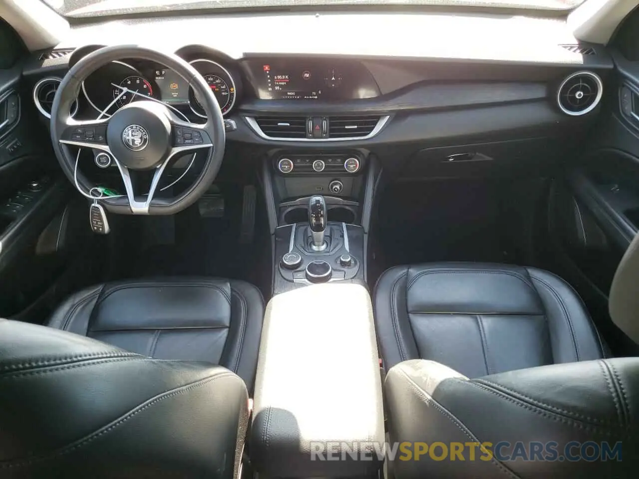8 Photograph of a damaged car ZASPAJAN2K7C49106 ALFA ROMEO STELVIO 2019
