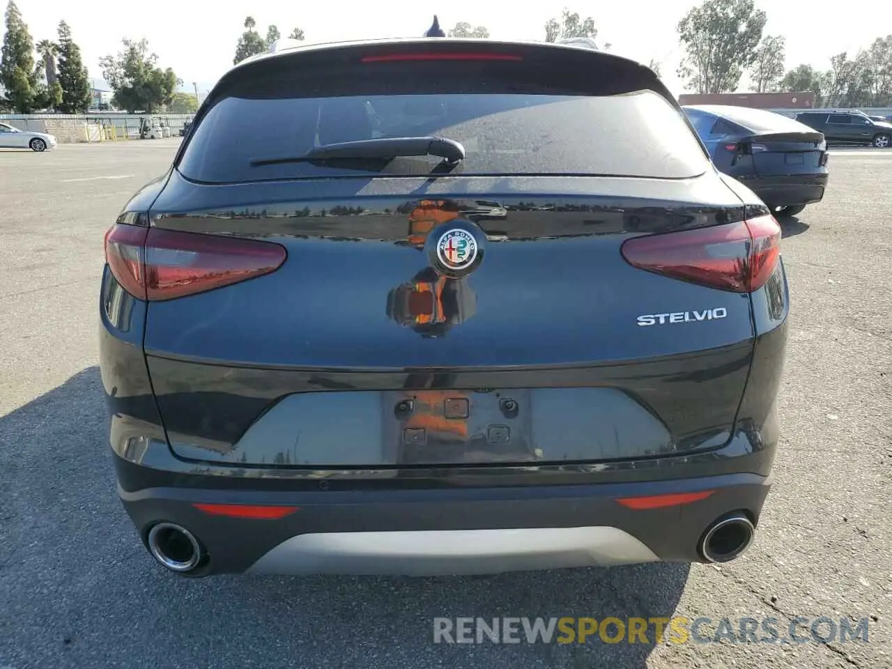6 Photograph of a damaged car ZASPAJAN2K7C71283 ALFA ROMEO STELVIO 2019