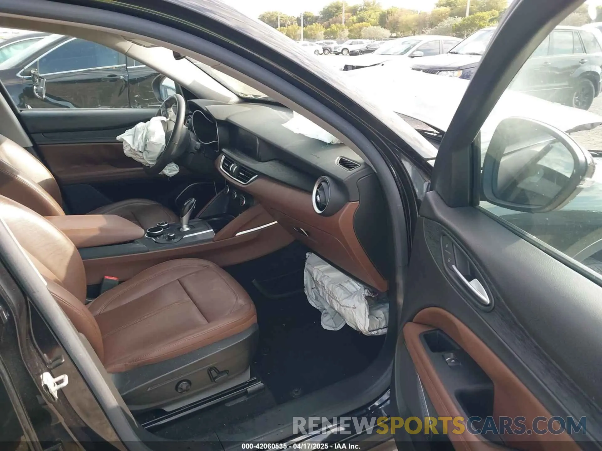 5 Photograph of a damaged car ZASPAJAN3K7C64097 ALFA ROMEO STELVIO 2019