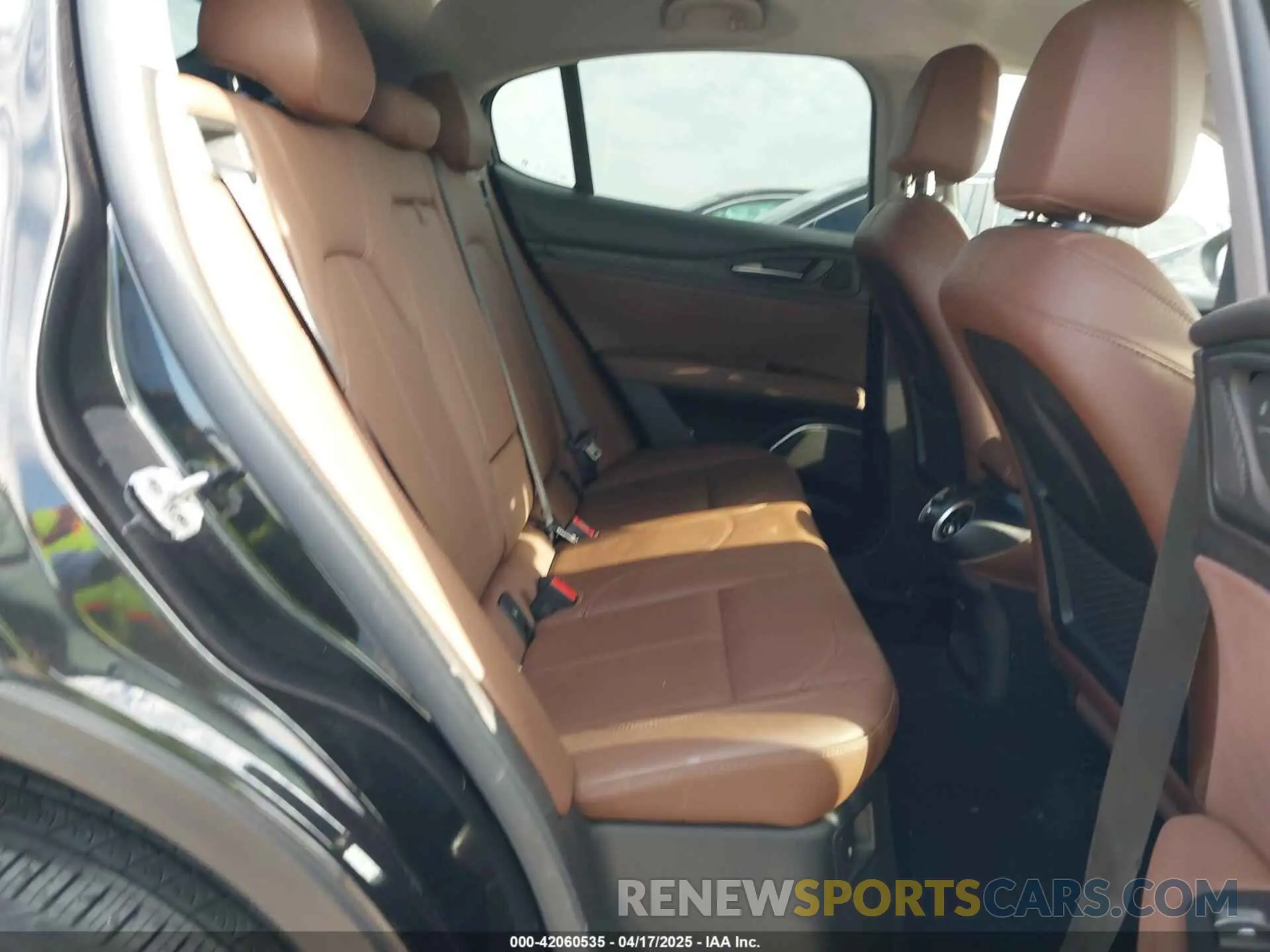 8 Photograph of a damaged car ZASPAJAN3K7C64097 ALFA ROMEO STELVIO 2019