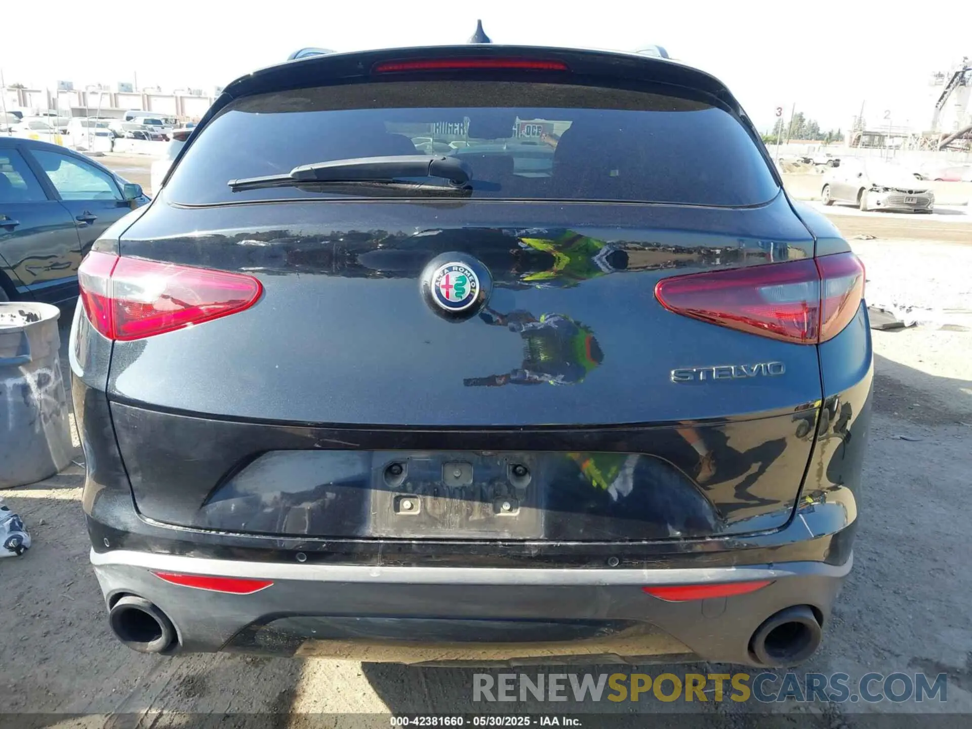 16 Photograph of a damaged car ZASPAJAN4K7C70636 ALFA ROMEO STELVIO 2019