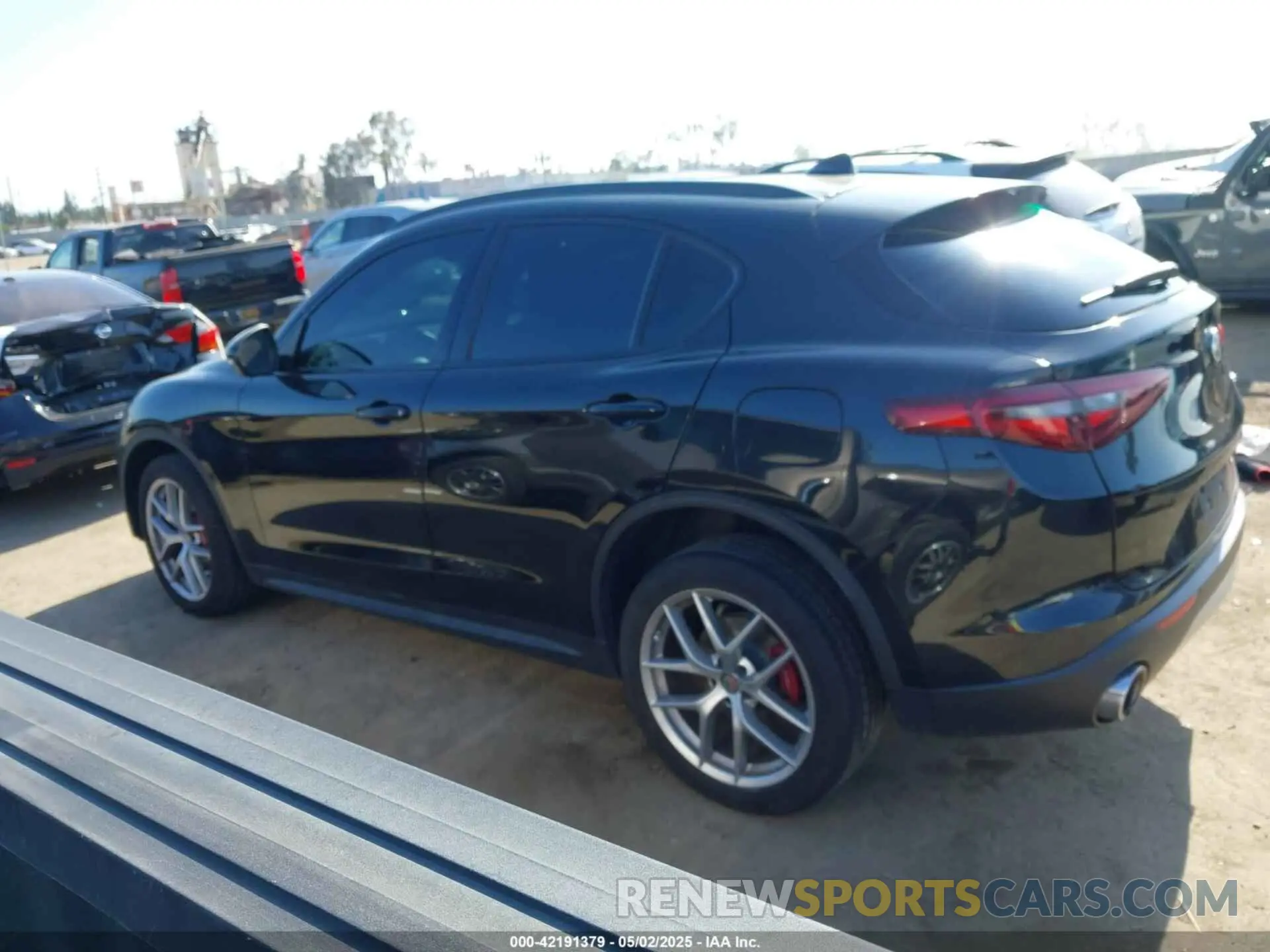 15 Photograph of a damaged car ZASPAJAN6K7C40084 ALFA ROMEO STELVIO 2019