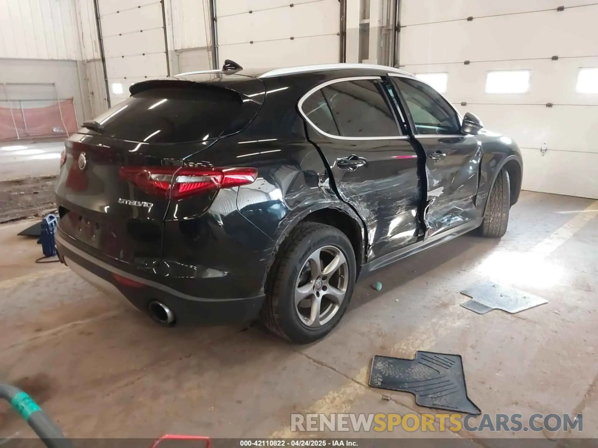 4 Photograph of a damaged car ZASPAKAN0K7C39342 ALFA ROMEO STELVIO 2019