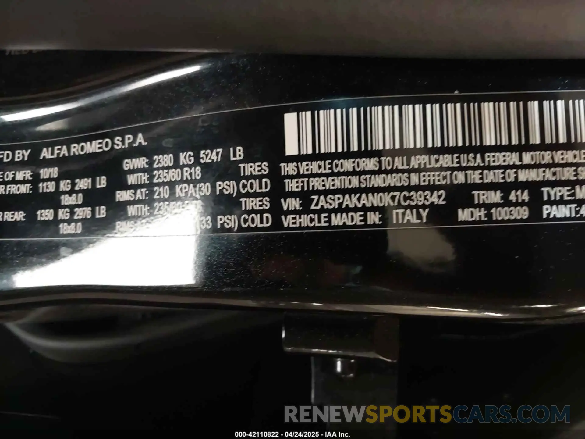 9 Photograph of a damaged car ZASPAKAN0K7C39342 ALFA ROMEO STELVIO 2019
