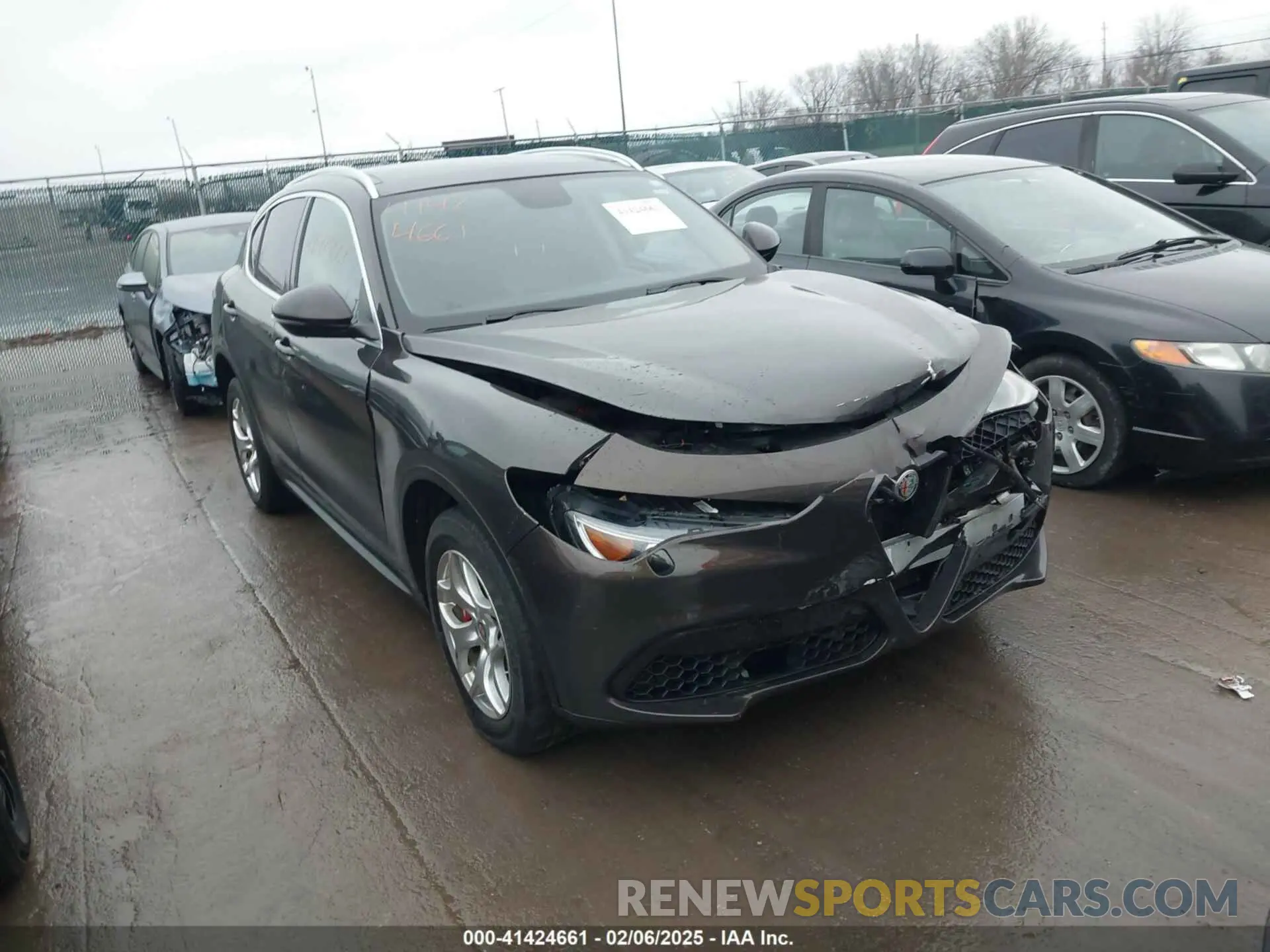 1 Photograph of a damaged car ZASPAKAN1K7C42038 ALFA ROMEO STELVIO 2019