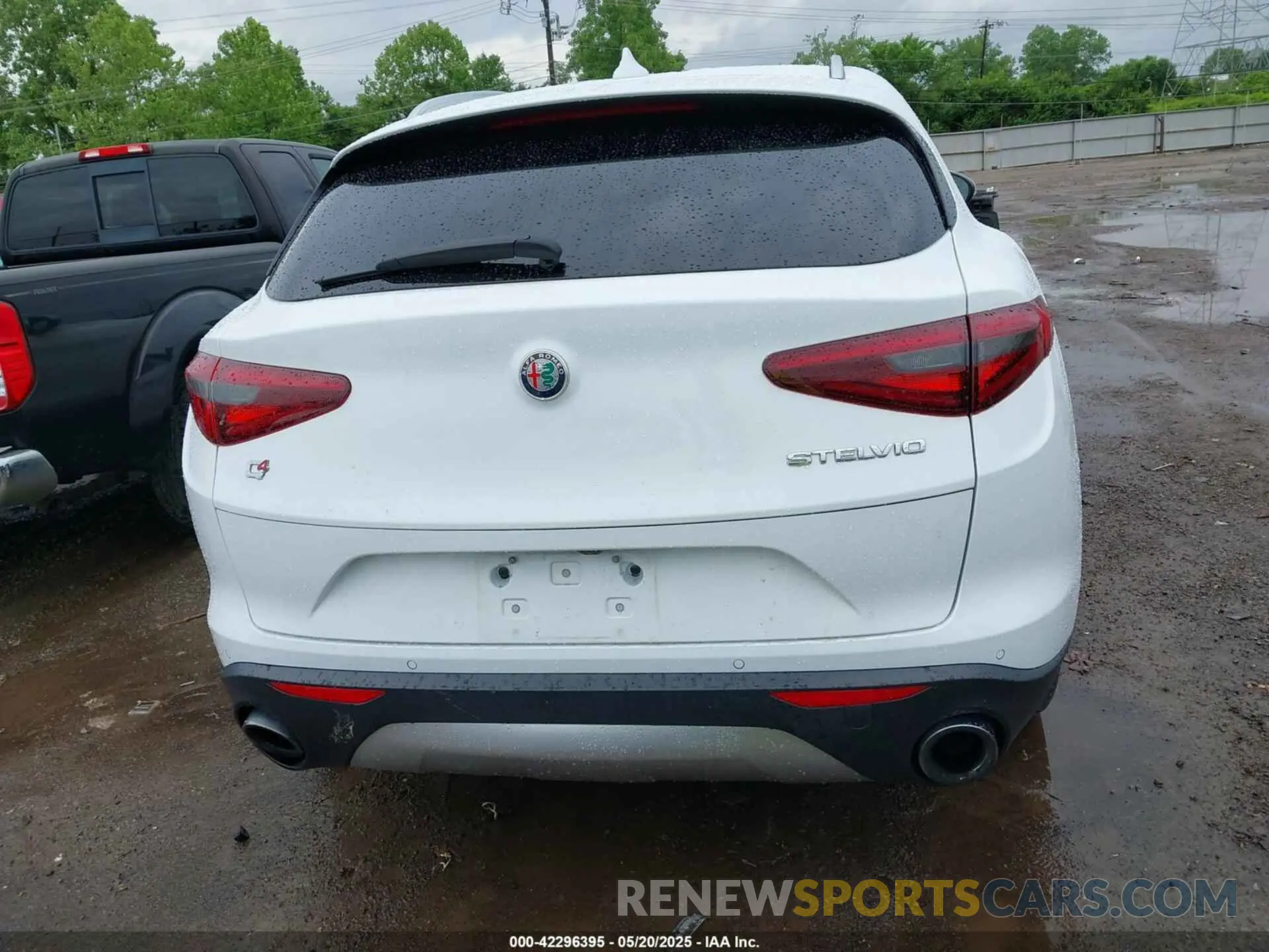 17 Photograph of a damaged car ZASPAKAN6K7C73740 ALFA ROMEO STELVIO 2019