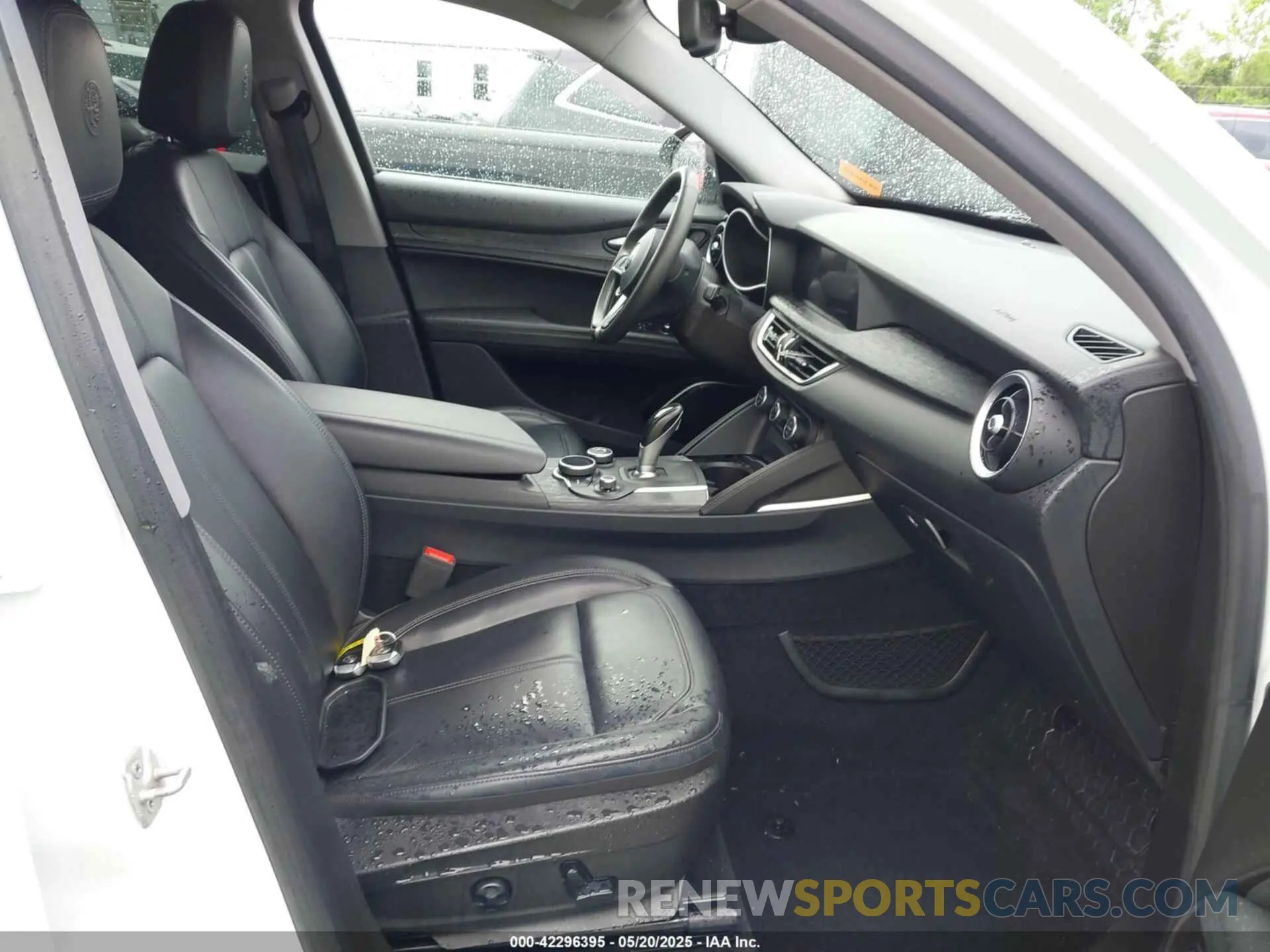 5 Photograph of a damaged car ZASPAKAN6K7C73740 ALFA ROMEO STELVIO 2019
