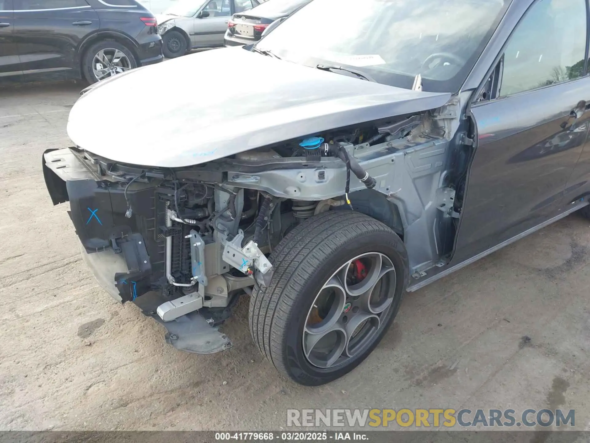 6 Photograph of a damaged car ZASPAKAN7K7C30248 ALFA ROMEO STELVIO 2019