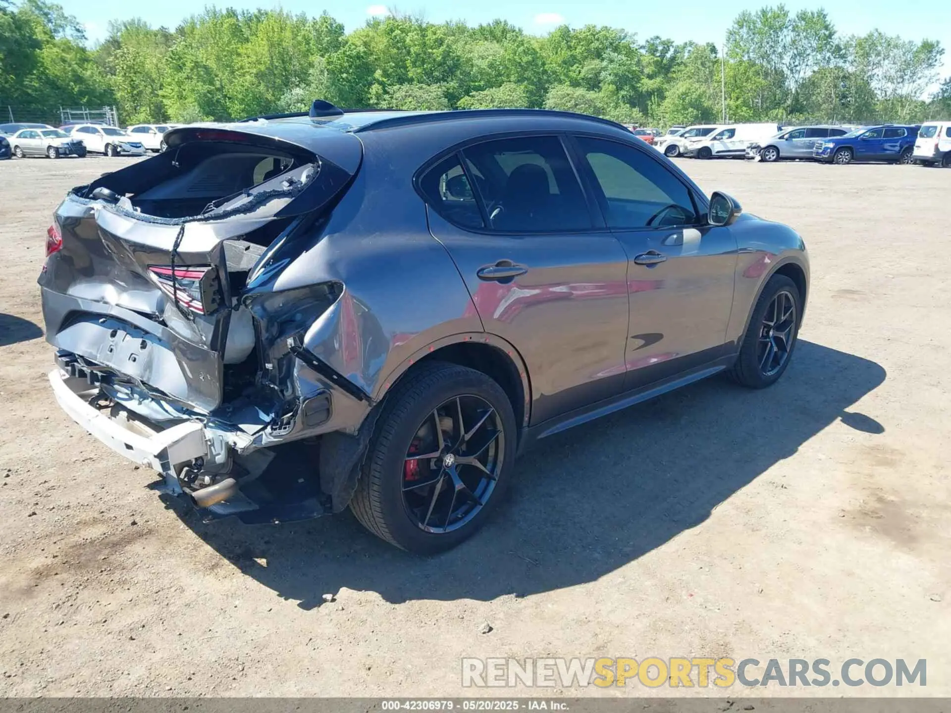 4 Photograph of a damaged car ZASPAKAN9K7C53367 ALFA ROMEO STELVIO 2019
