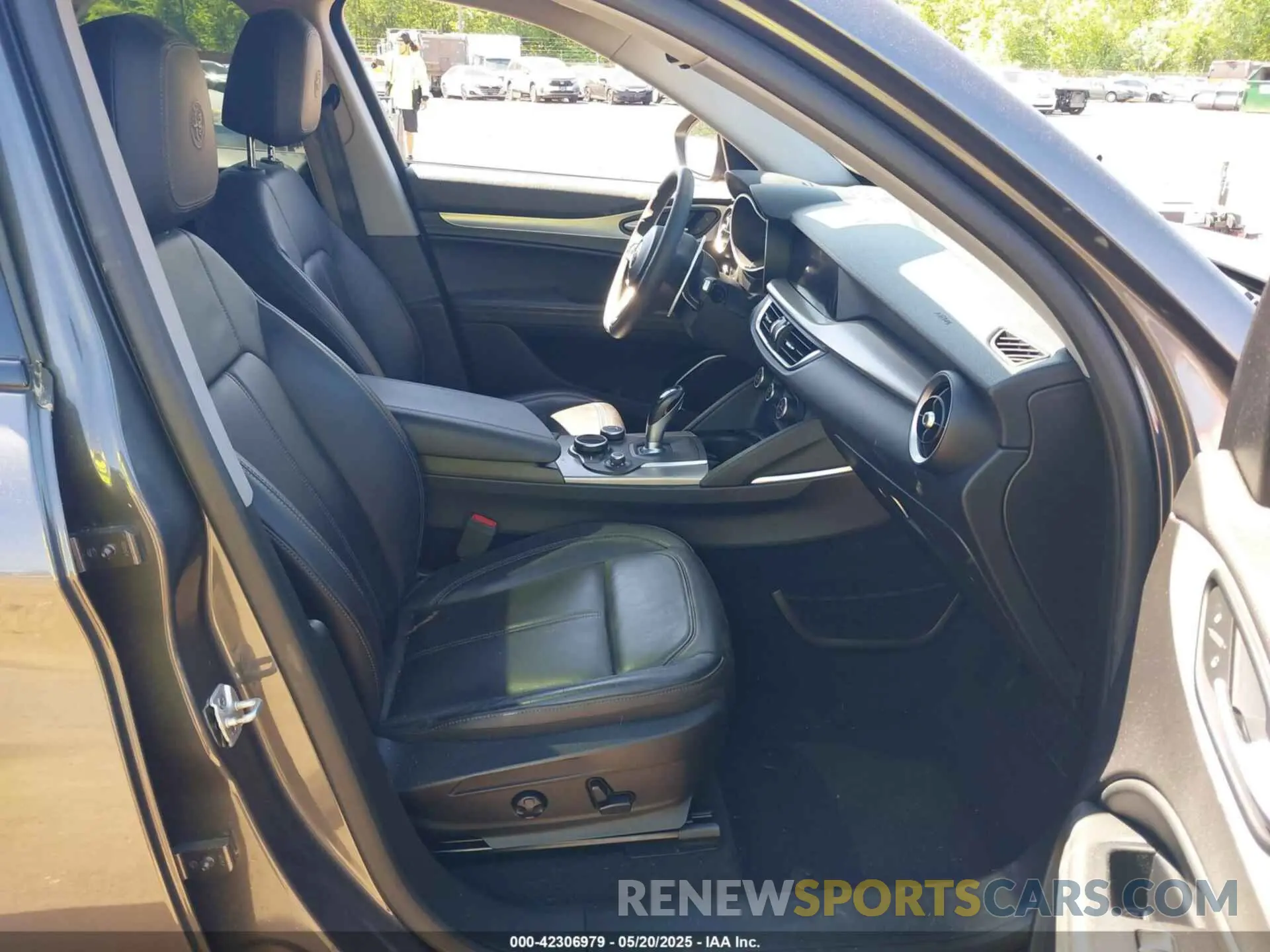 5 Photograph of a damaged car ZASPAKAN9K7C53367 ALFA ROMEO STELVIO 2019