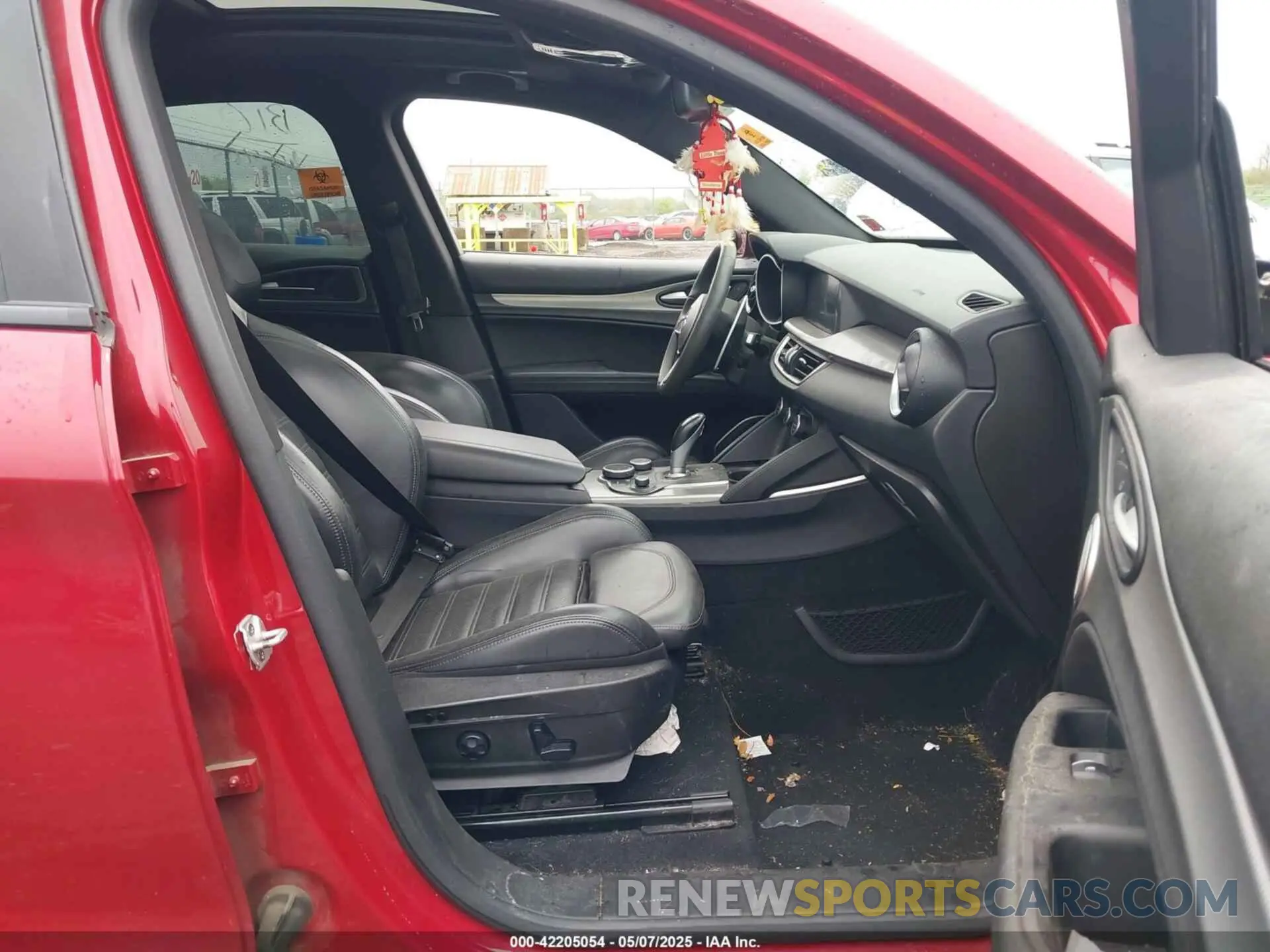 5 Photograph of a damaged car ZASPAKBN1K7C49148 ALFA ROMEO STELVIO 2019