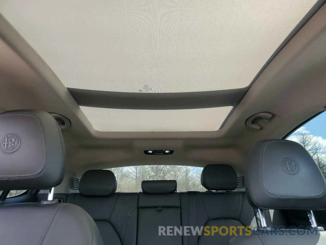 10 Photograph of a damaged car ZASPAKBN1K7C67083 ALFA ROMEO STELVIO 2019