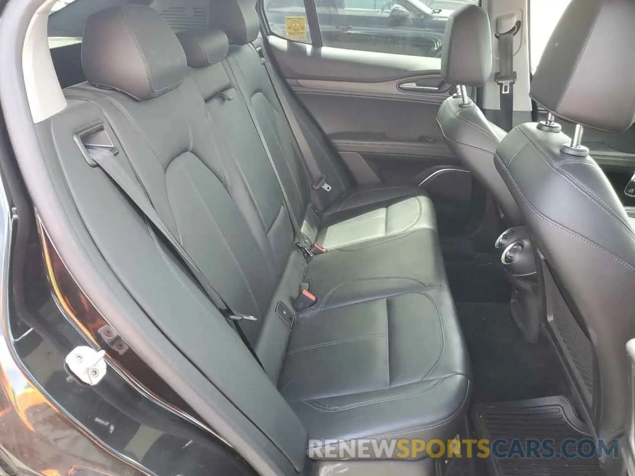 11 Photograph of a damaged car ZASPAKBN1K7C67083 ALFA ROMEO STELVIO 2019