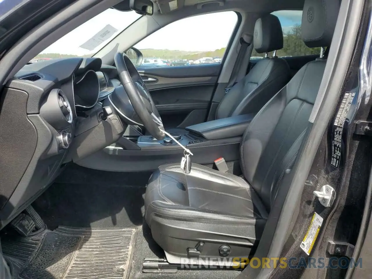 7 Photograph of a damaged car ZASPAKBN1K7C67083 ALFA ROMEO STELVIO 2019