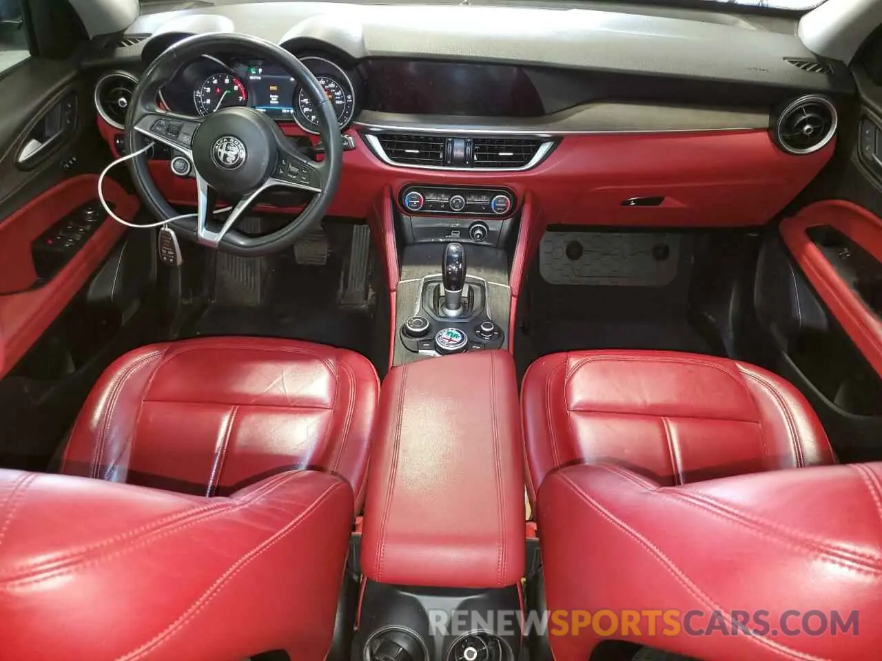 8 Photograph of a damaged car ZASPAKBN2K7C43312 ALFA ROMEO STELVIO 2019