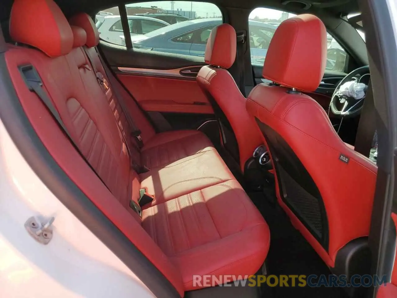 10 Photograph of a damaged car ZASPAKBN3K7C70518 ALFA ROMEO STELVIO 2019