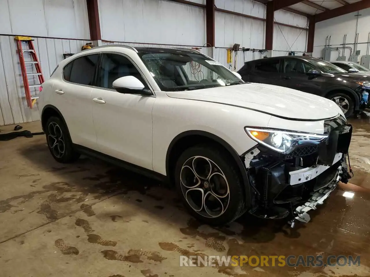 4 Photograph of a damaged car ZASPAKBN4K7C49127 ALFA ROMEO STELVIO 2019