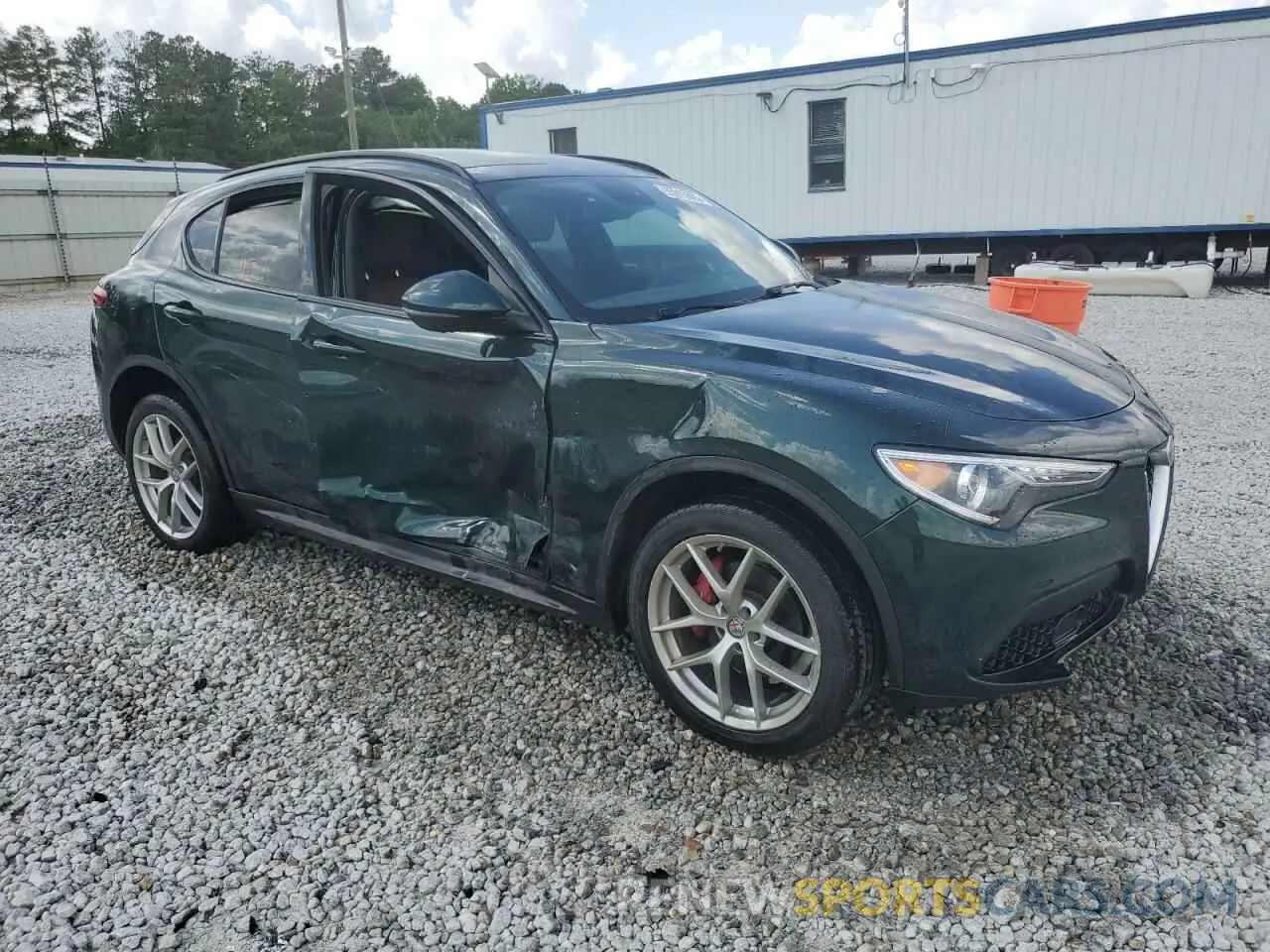 4 Photograph of a damaged car ZASPAKBN4K7C69619 ALFA ROMEO STELVIO 2019