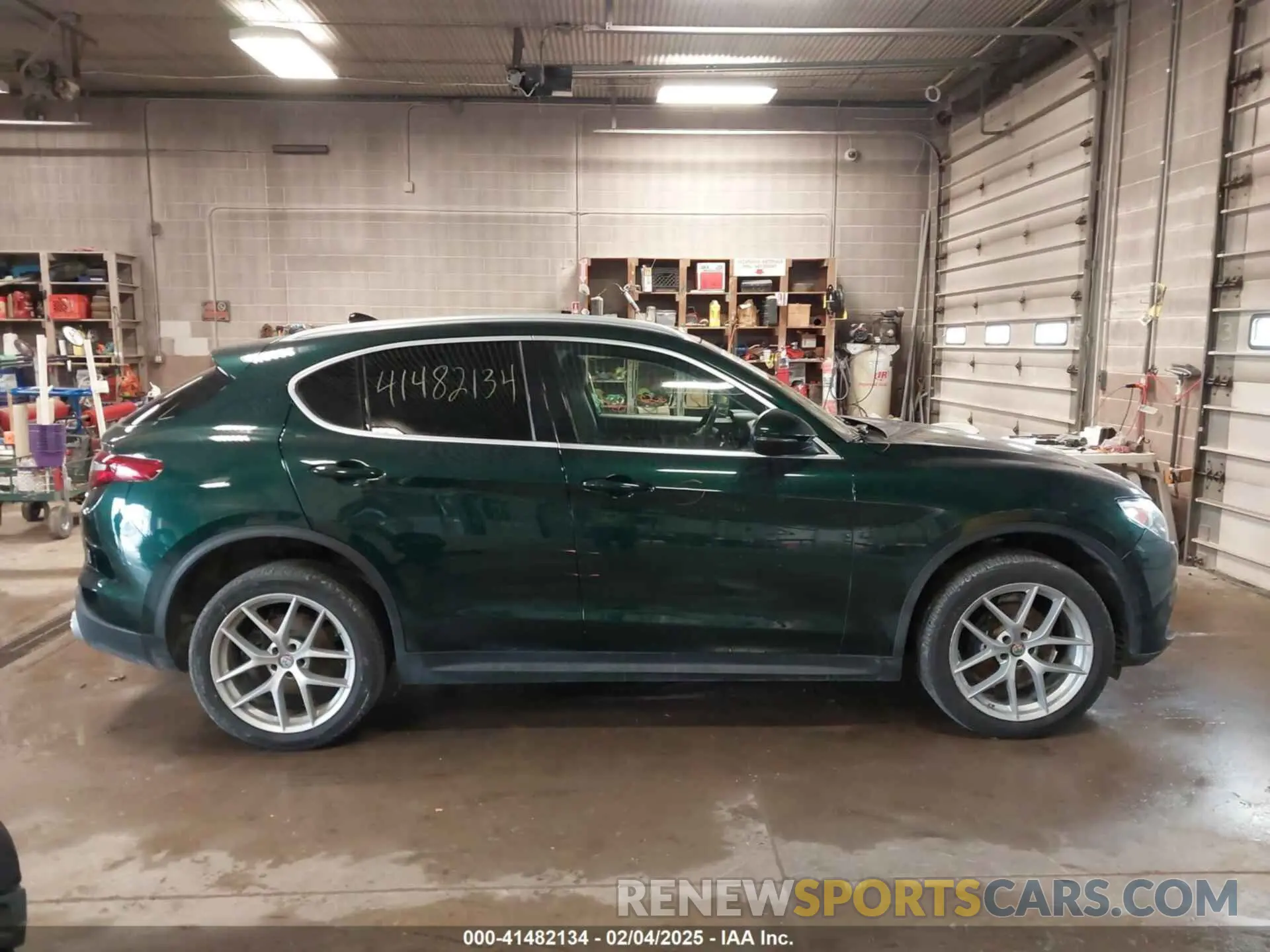 13 Photograph of a damaged car ZASPAKBN8K7C34596 ALFA ROMEO STELVIO 2019