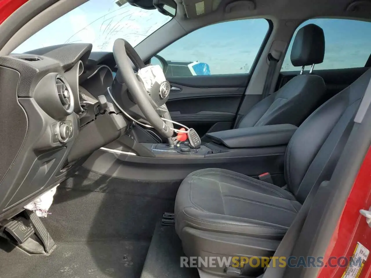 7 Photograph of a damaged car ZASPAKBN8K7C69851 ALFA ROMEO STELVIO 2019