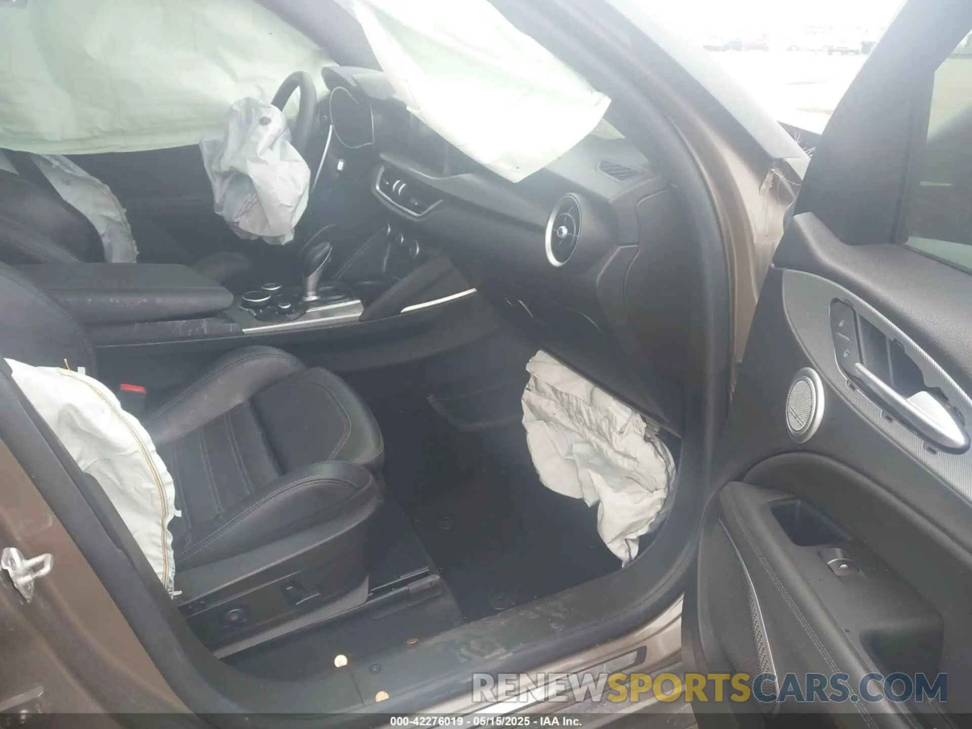 5 Photograph of a damaged car ZASPAKBN9K7C51133 ALFA ROMEO STELVIO 2019