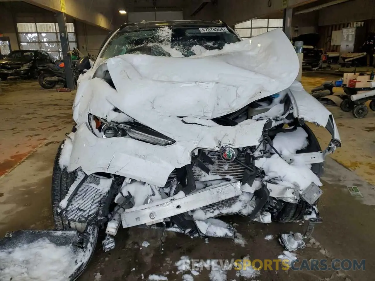 5 Photograph of a damaged car ZASPAJAN0L7C74801 ALFA ROMEO STELVIO 2020