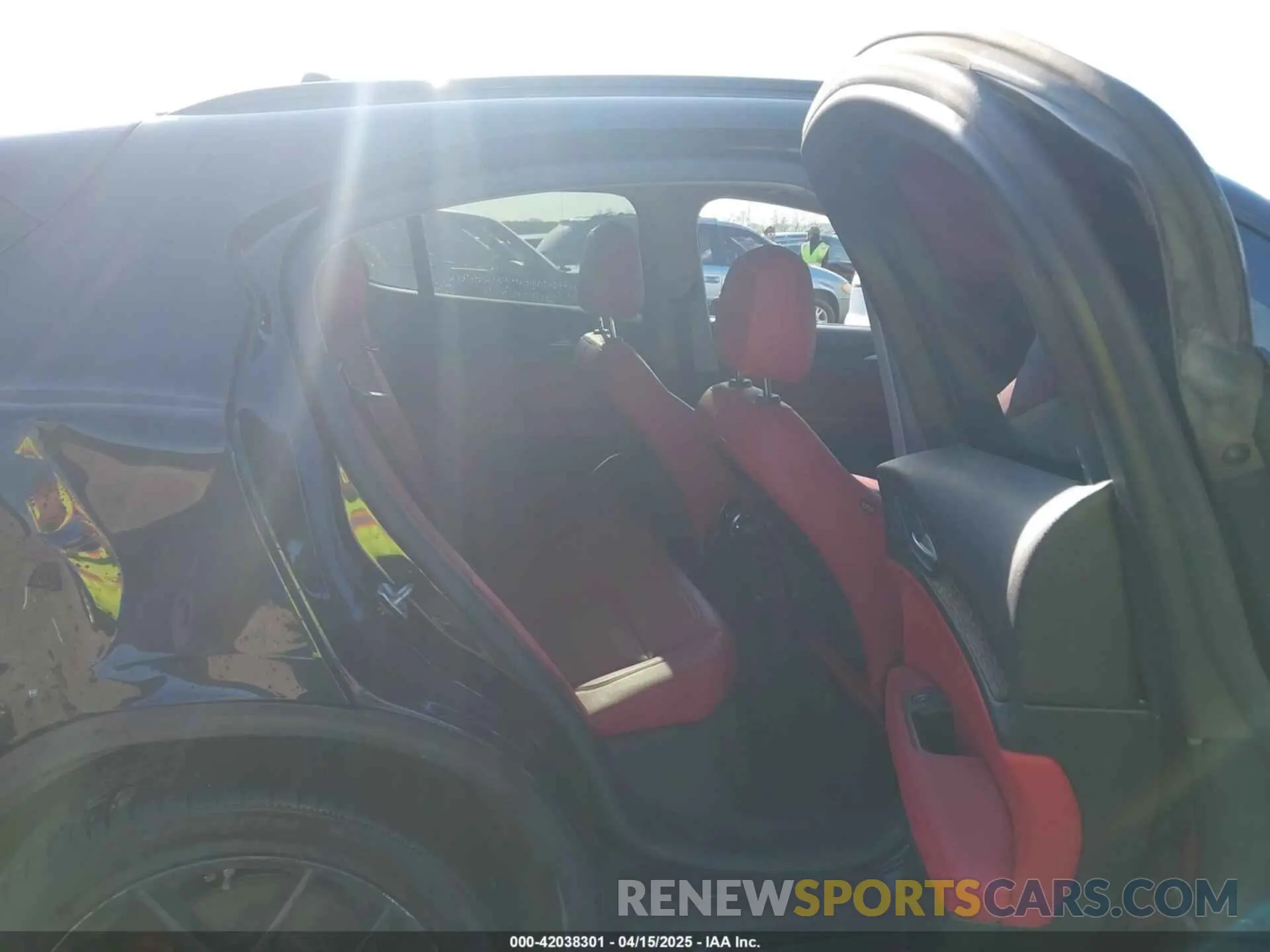8 Photograph of a damaged car ZASPAJAN1L7C97519 ALFA ROMEO STELVIO 2020