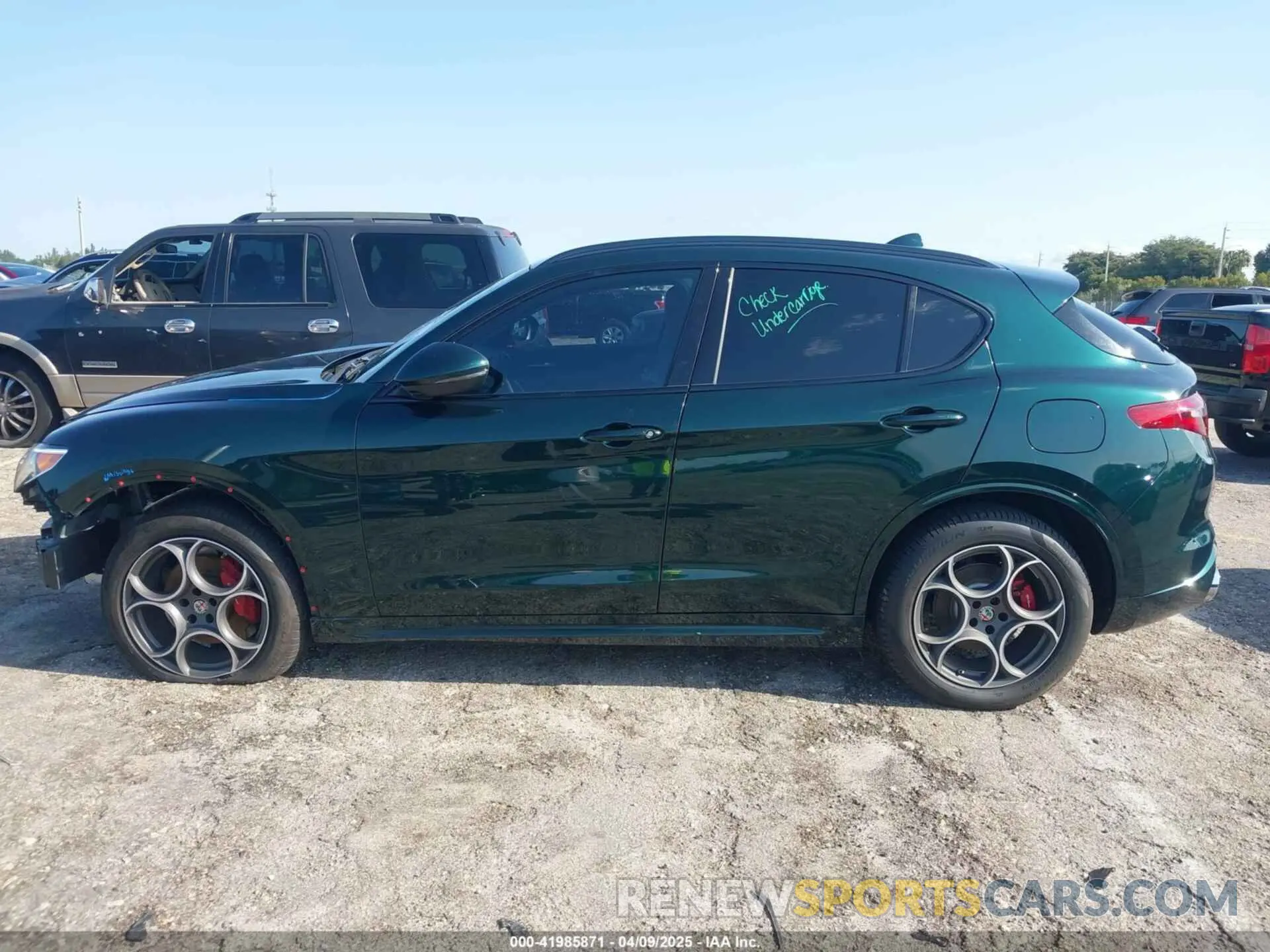 15 Photograph of a damaged car ZASPAJAN2L7C83550 ALFA ROMEO STELVIO 2020