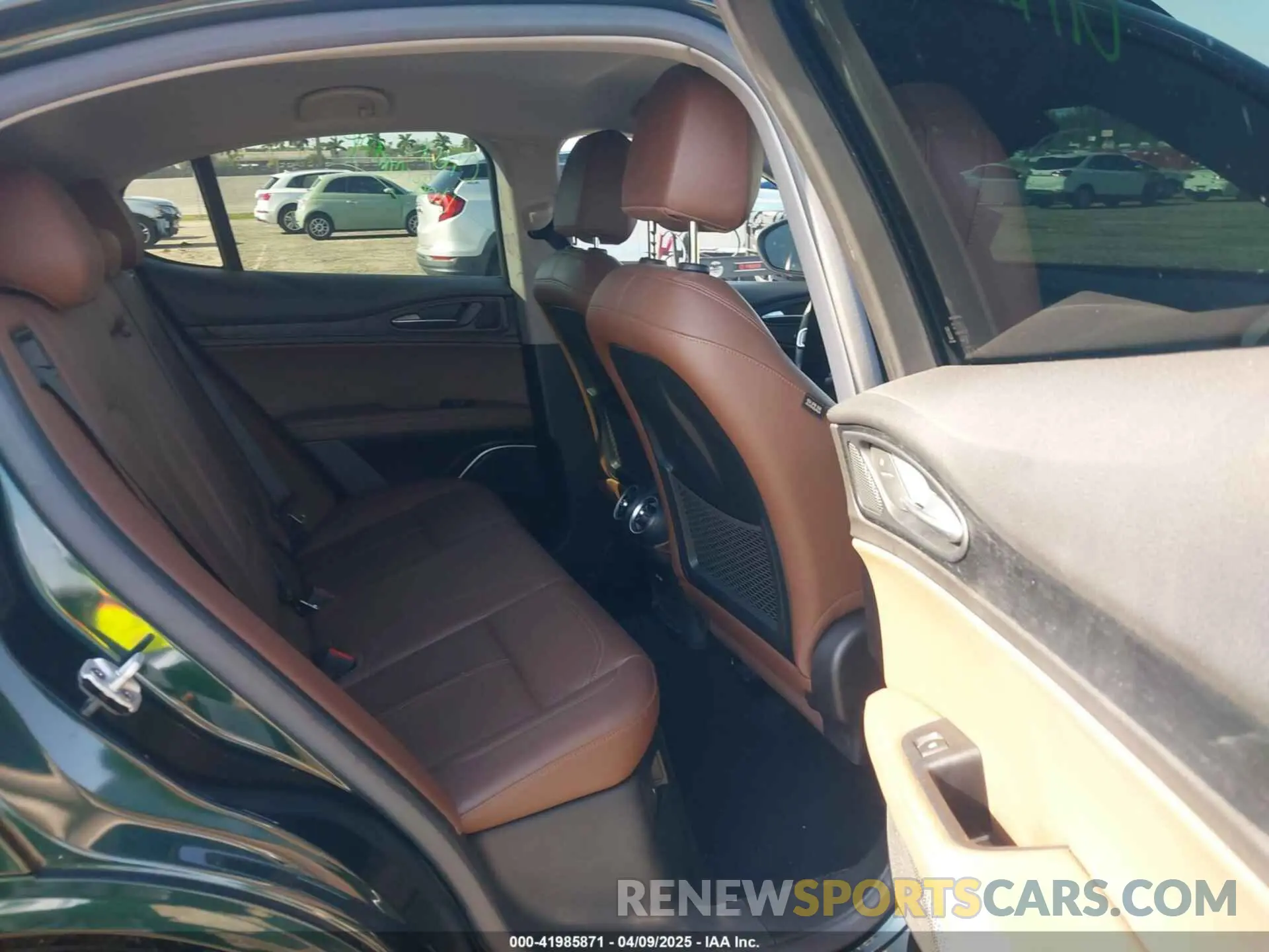 8 Photograph of a damaged car ZASPAJAN2L7C83550 ALFA ROMEO STELVIO 2020