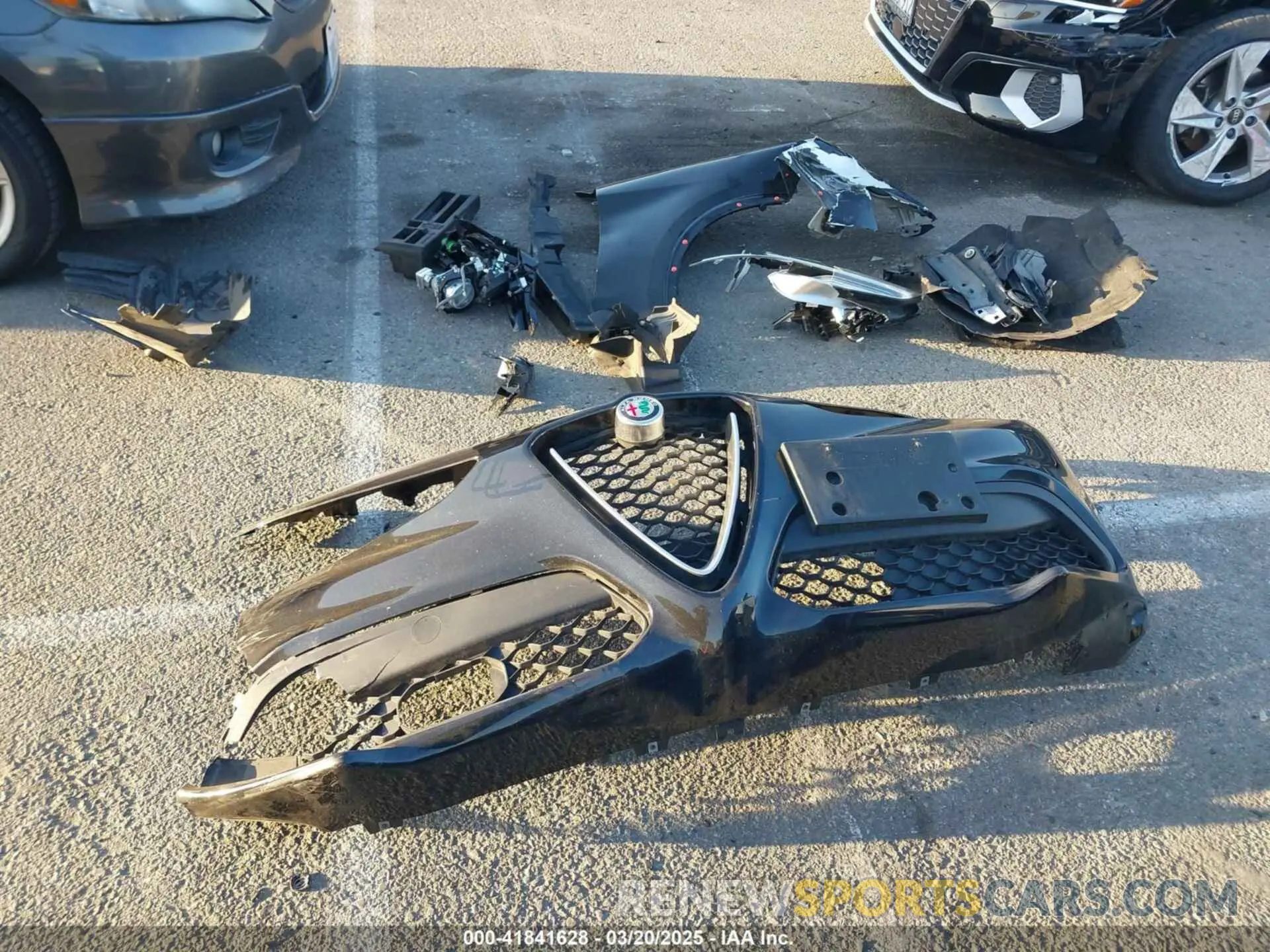 12 Photograph of a damaged car ZASPAJAN2L7C87596 ALFA ROMEO STELVIO 2020