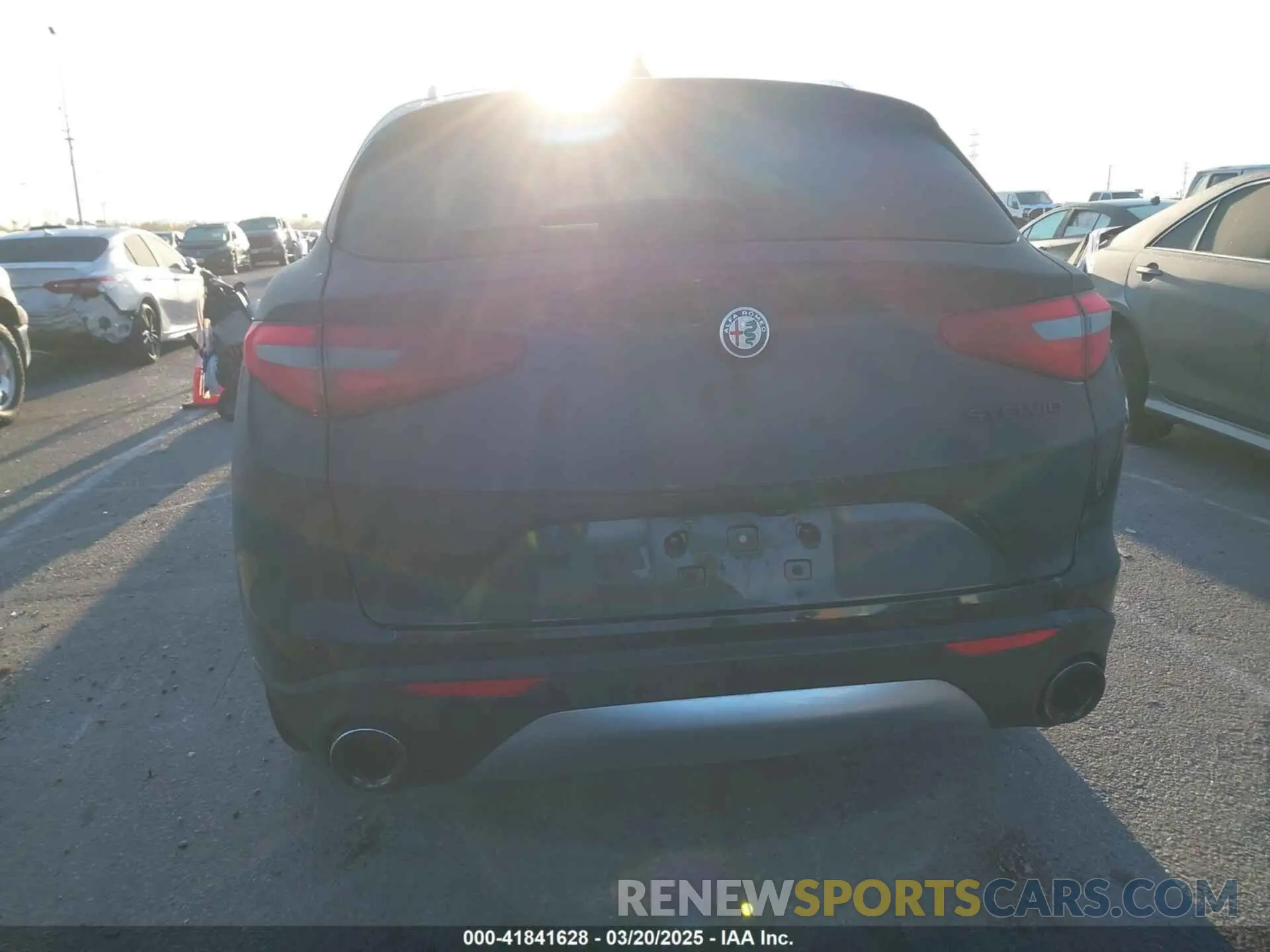 17 Photograph of a damaged car ZASPAJAN2L7C87596 ALFA ROMEO STELVIO 2020