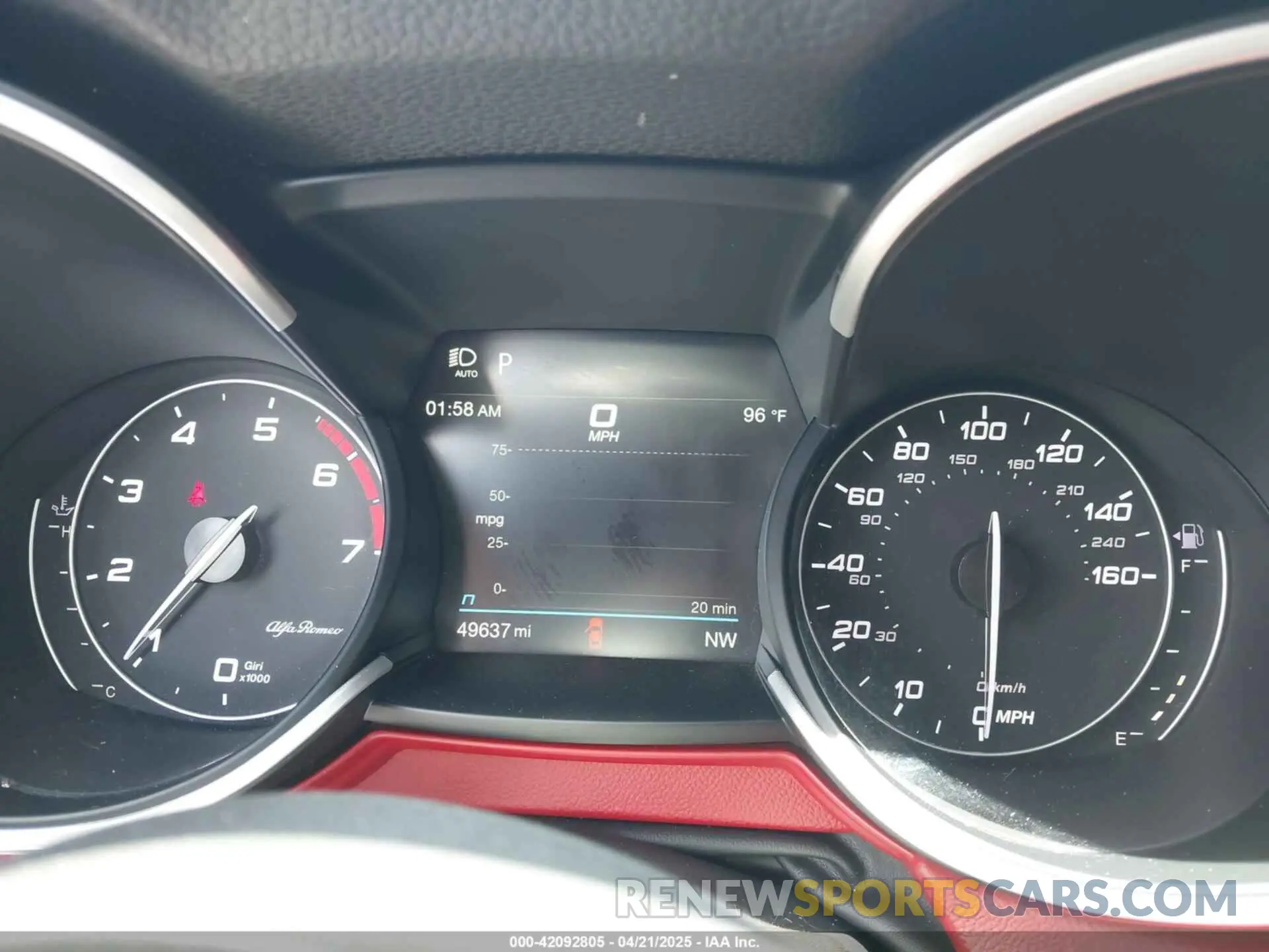 7 Photograph of a damaged car ZASPAJAN2L7C92443 ALFA ROMEO STELVIO 2020