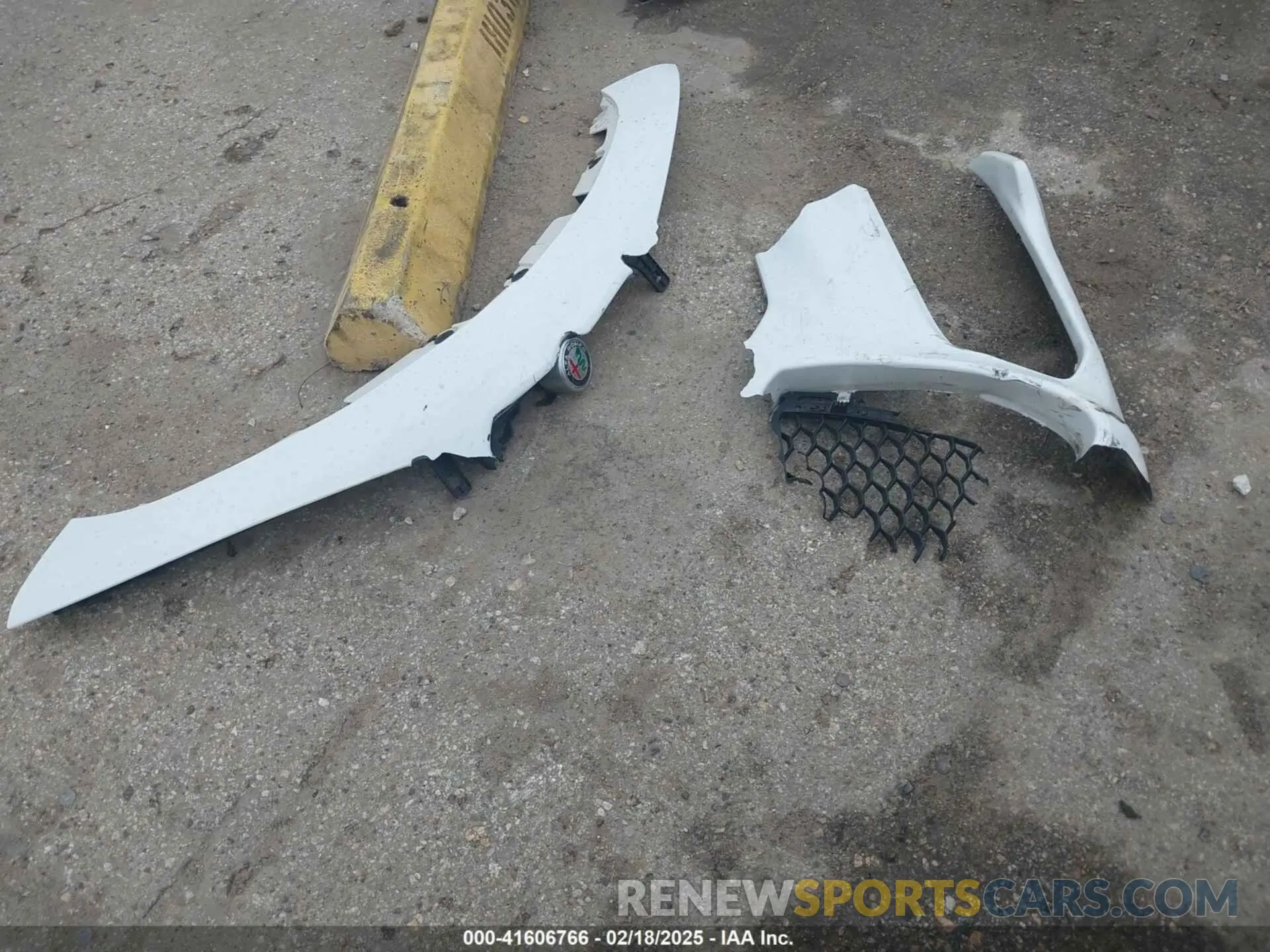 12 Photograph of a damaged car ZASPAJAN3L7C94007 ALFA ROMEO STELVIO 2020