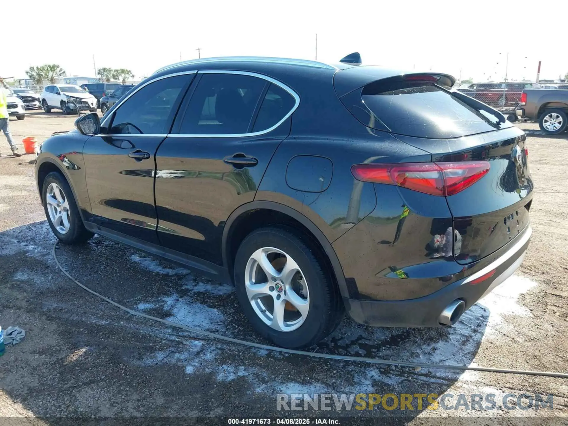 3 Photograph of a damaged car ZASPAJAN5L7C91383 ALFA ROMEO STELVIO 2020