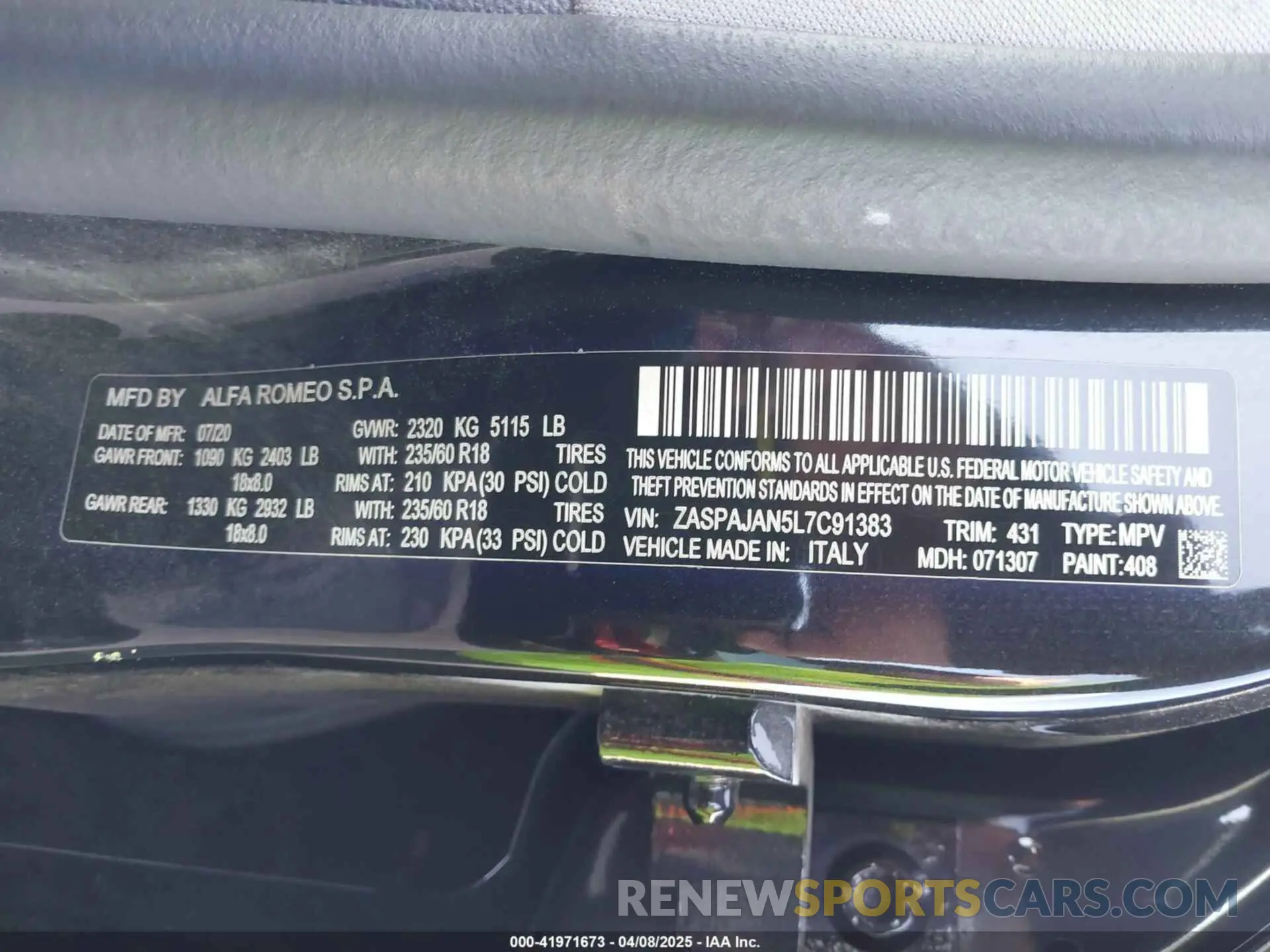 9 Photograph of a damaged car ZASPAJAN5L7C91383 ALFA ROMEO STELVIO 2020