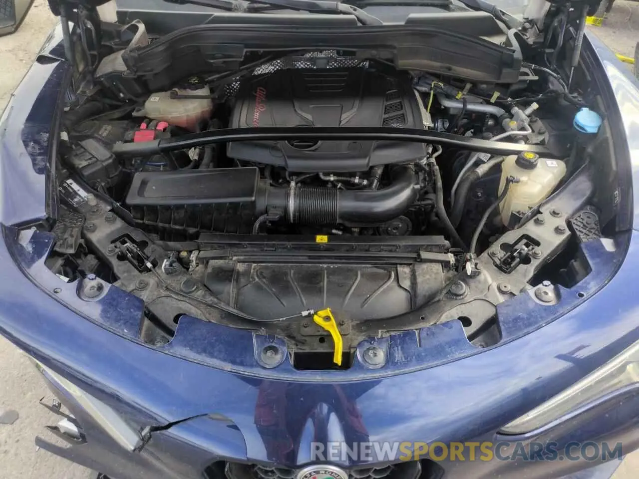 12 Photograph of a damaged car ZASPAKAN2L7C86986 ALFA ROMEO STELVIO 2020