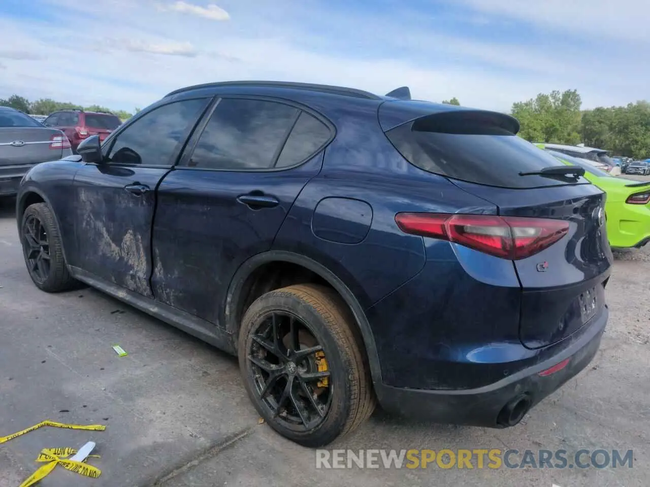 2 Photograph of a damaged car ZASPAKAN2L7C86986 ALFA ROMEO STELVIO 2020