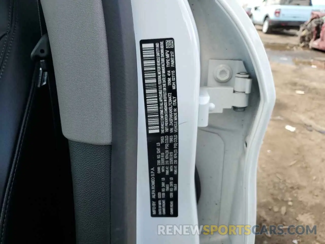 12 Photograph of a damaged car ZASPAKAN5L7C84472 ALFA ROMEO STELVIO 2020