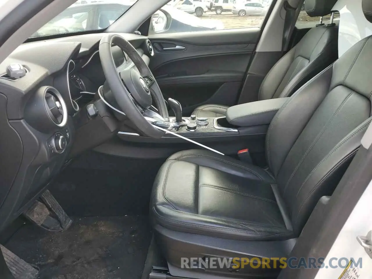 7 Photograph of a damaged car ZASPAKAN5L7C84472 ALFA ROMEO STELVIO 2020