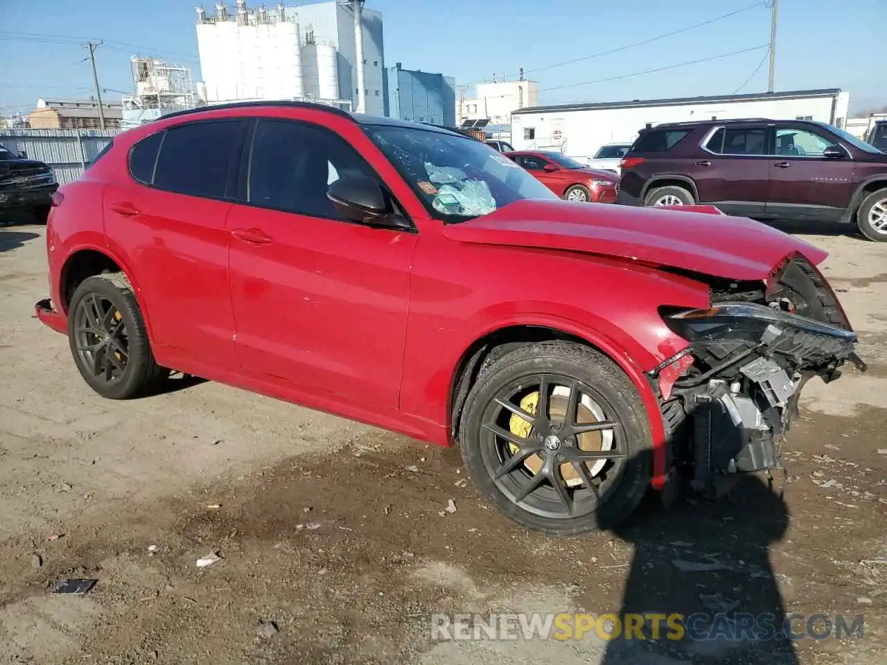 4 Photograph of a damaged car ZASPAKAN7L7C96011 ALFA ROMEO STELVIO 2020