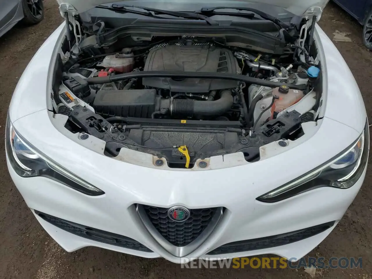 11 Photograph of a damaged car ZASPAKBN4L7C97566 ALFA ROMEO STELVIO 2020