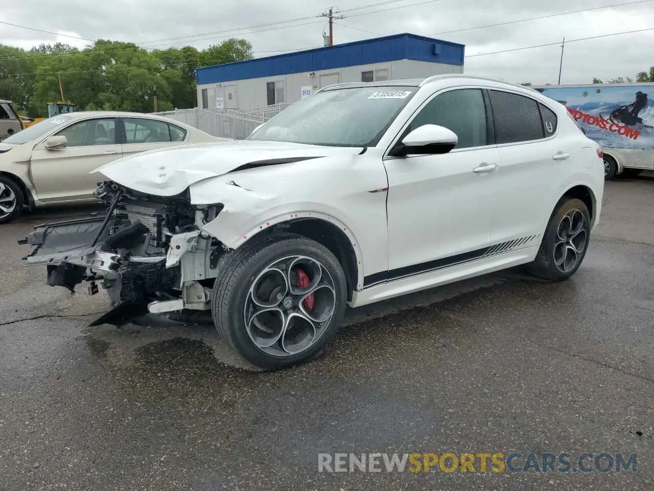 1 Photograph of a damaged car ZASPAKBN6L7C98122 ALFA ROMEO STELVIO 2020