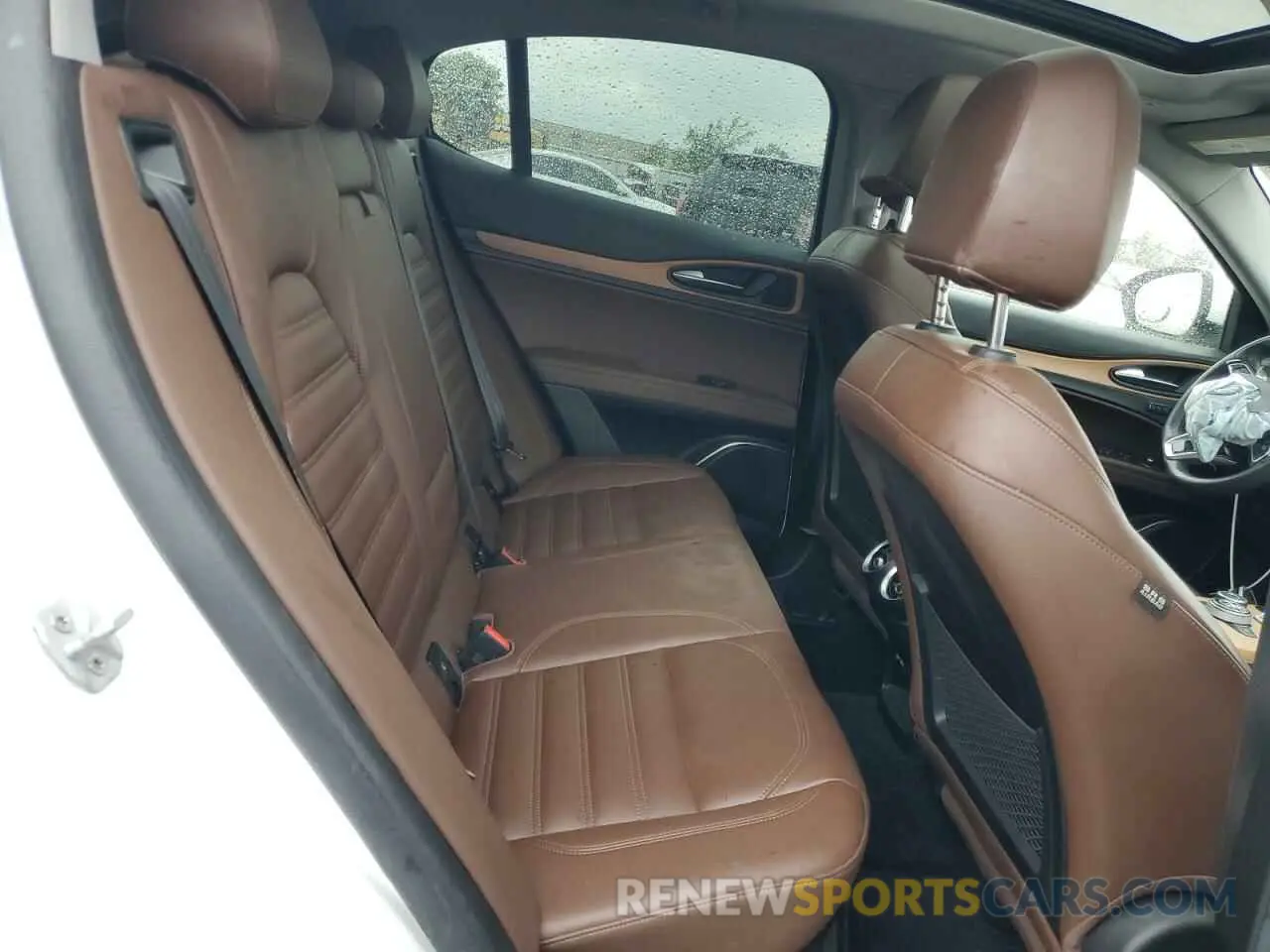 11 Photograph of a damaged car ZASPAKBN6L7C98122 ALFA ROMEO STELVIO 2020