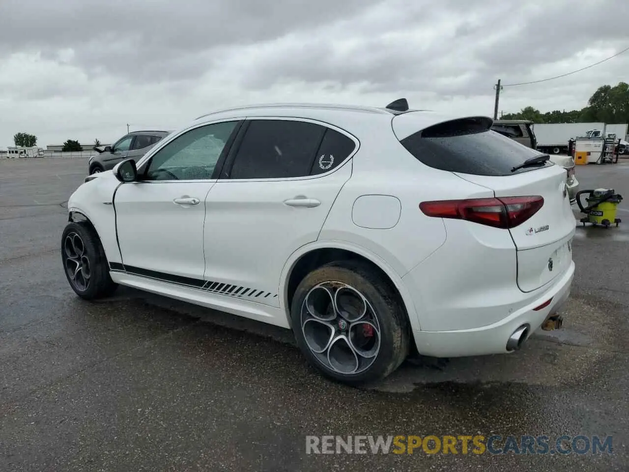 2 Photograph of a damaged car ZASPAKBN6L7C98122 ALFA ROMEO STELVIO 2020