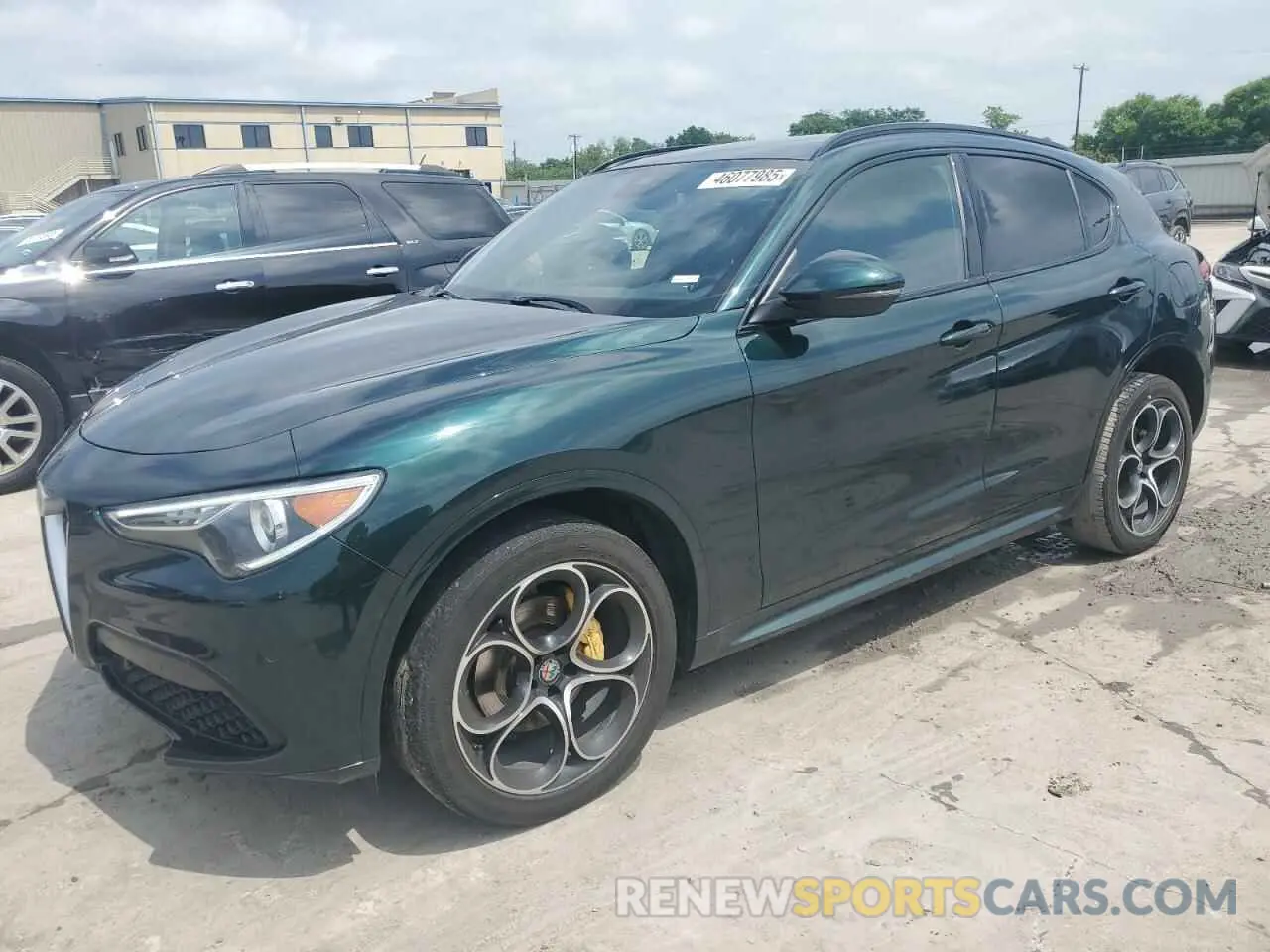 1 Photograph of a damaged car ZASPAKBN9L7C76051 ALFA ROMEO STELVIO 2020