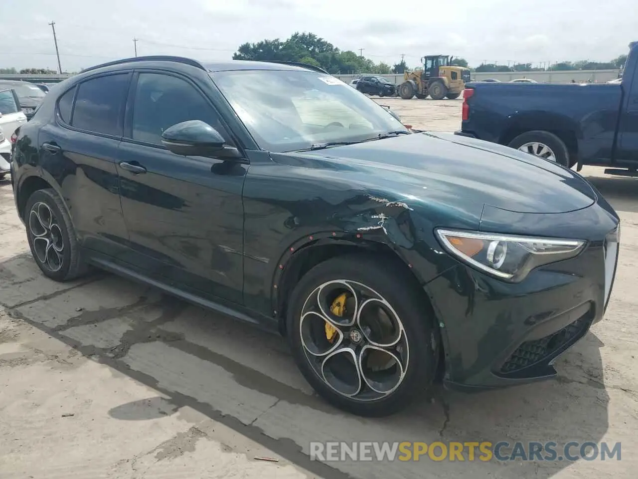 4 Photograph of a damaged car ZASPAKBN9L7C76051 ALFA ROMEO STELVIO 2020