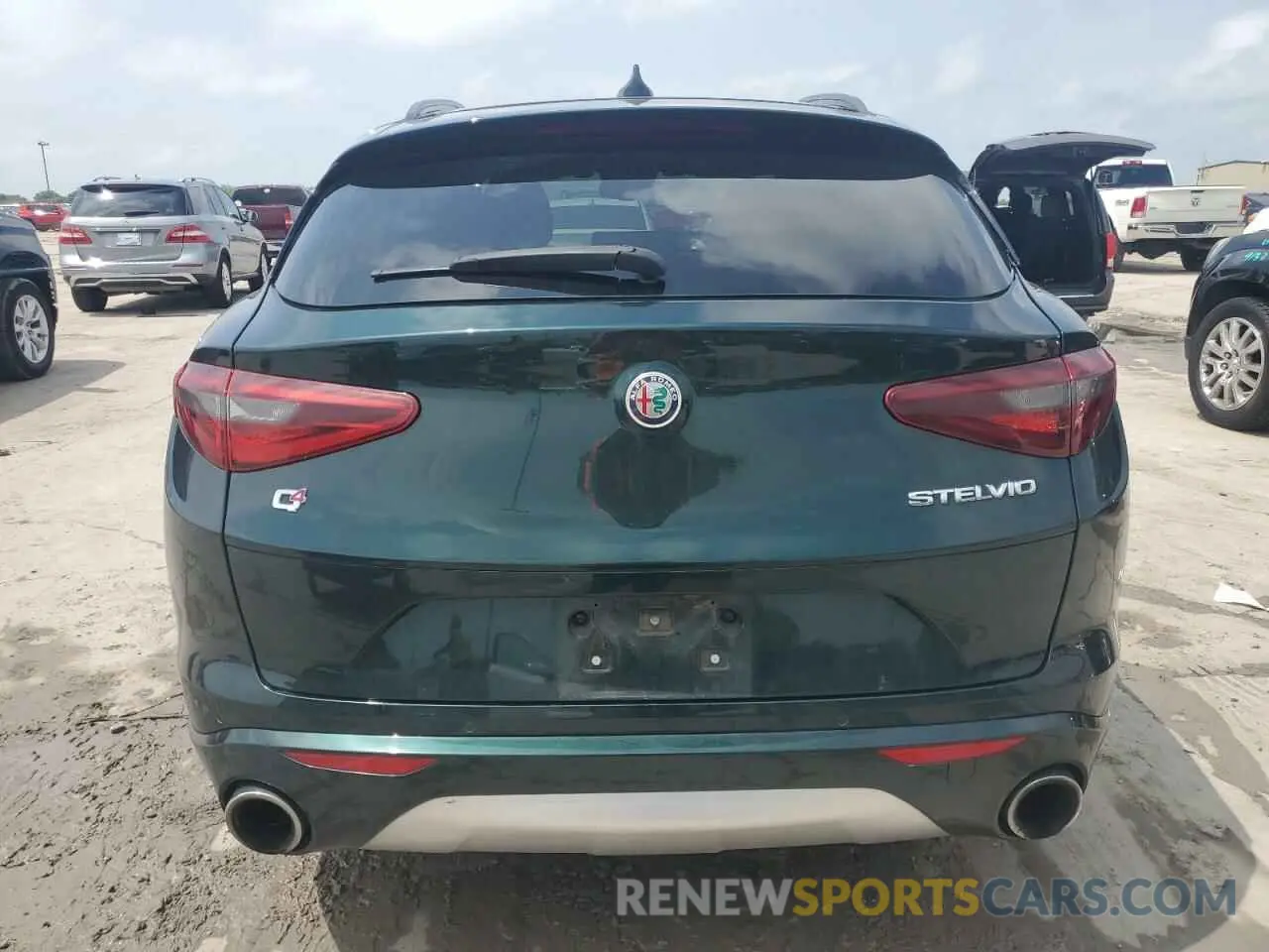 6 Photograph of a damaged car ZASPAKBN9L7C76051 ALFA ROMEO STELVIO 2020