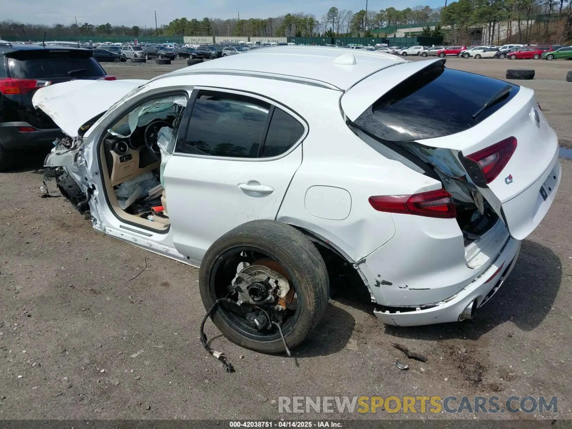 3 Photograph of a damaged car ZASPAKBN9L7C76146 ALFA ROMEO STELVIO 2020