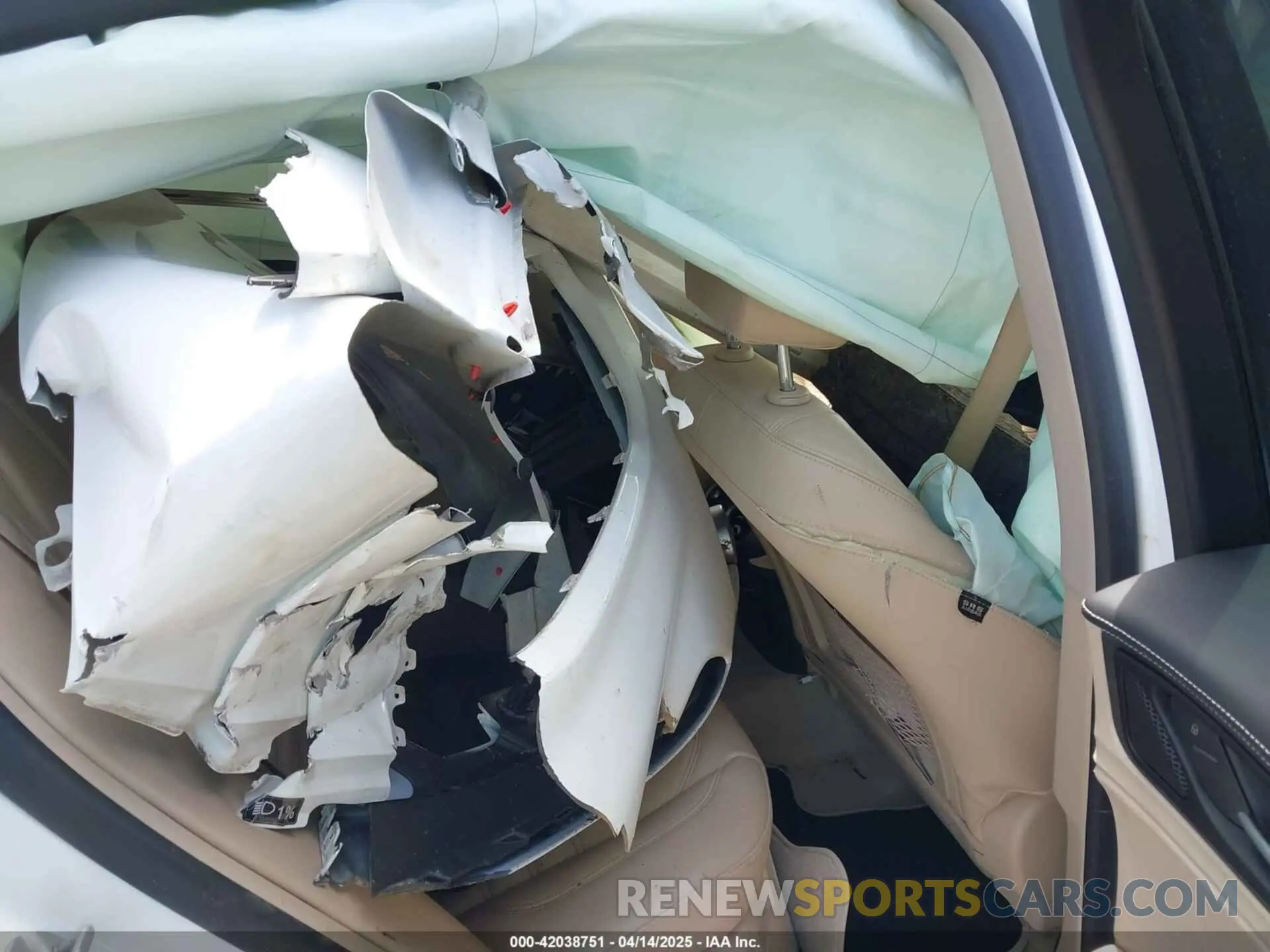 8 Photograph of a damaged car ZASPAKBN9L7C76146 ALFA ROMEO STELVIO 2020